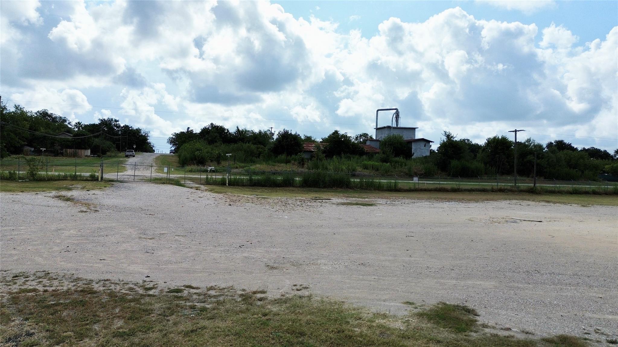 TBD Titus Tracts 4-7 S Titus St, Giddings, TX 78942