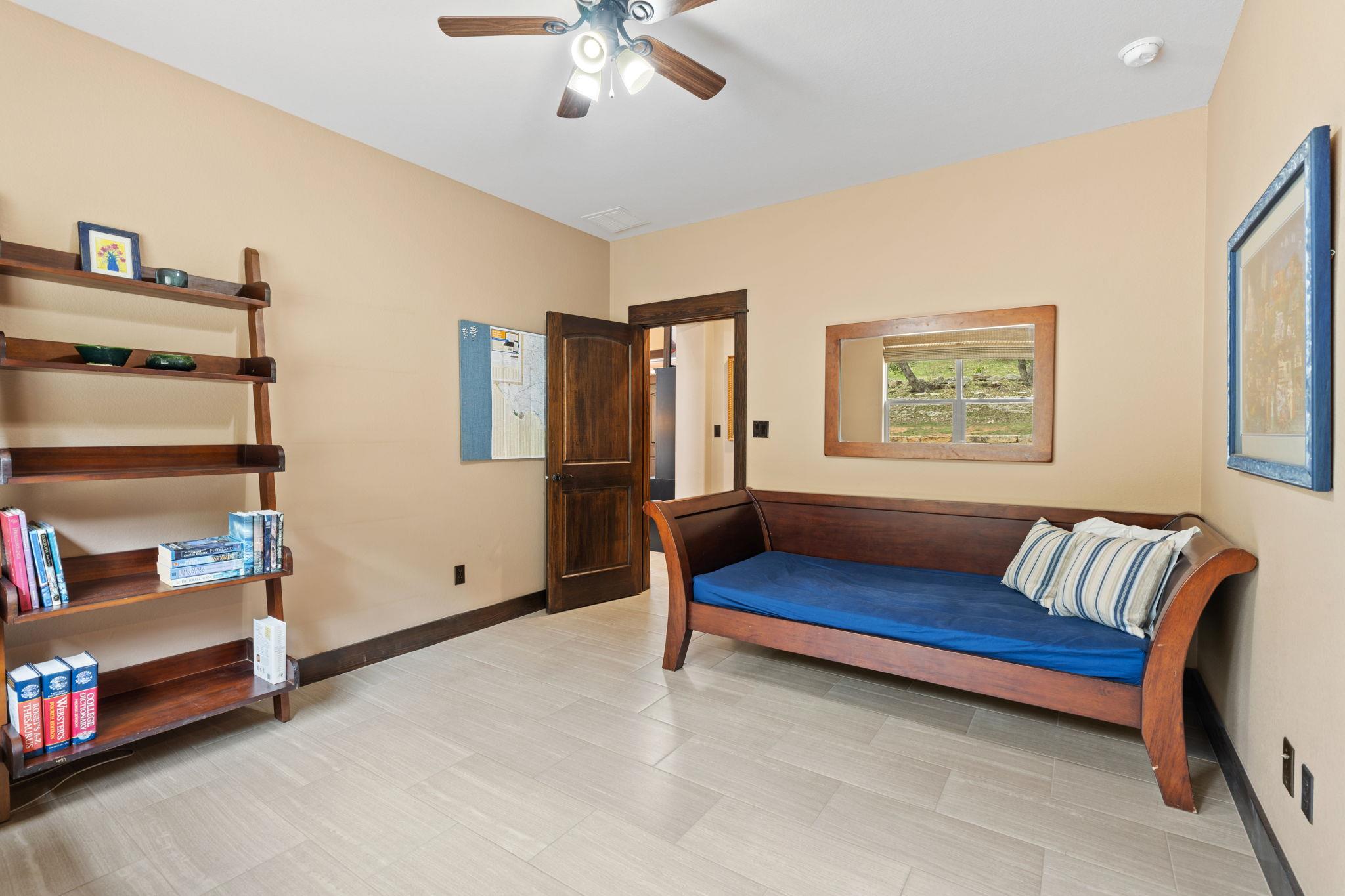 20117 Moon Dance Ln, Spicewood, TX 78669