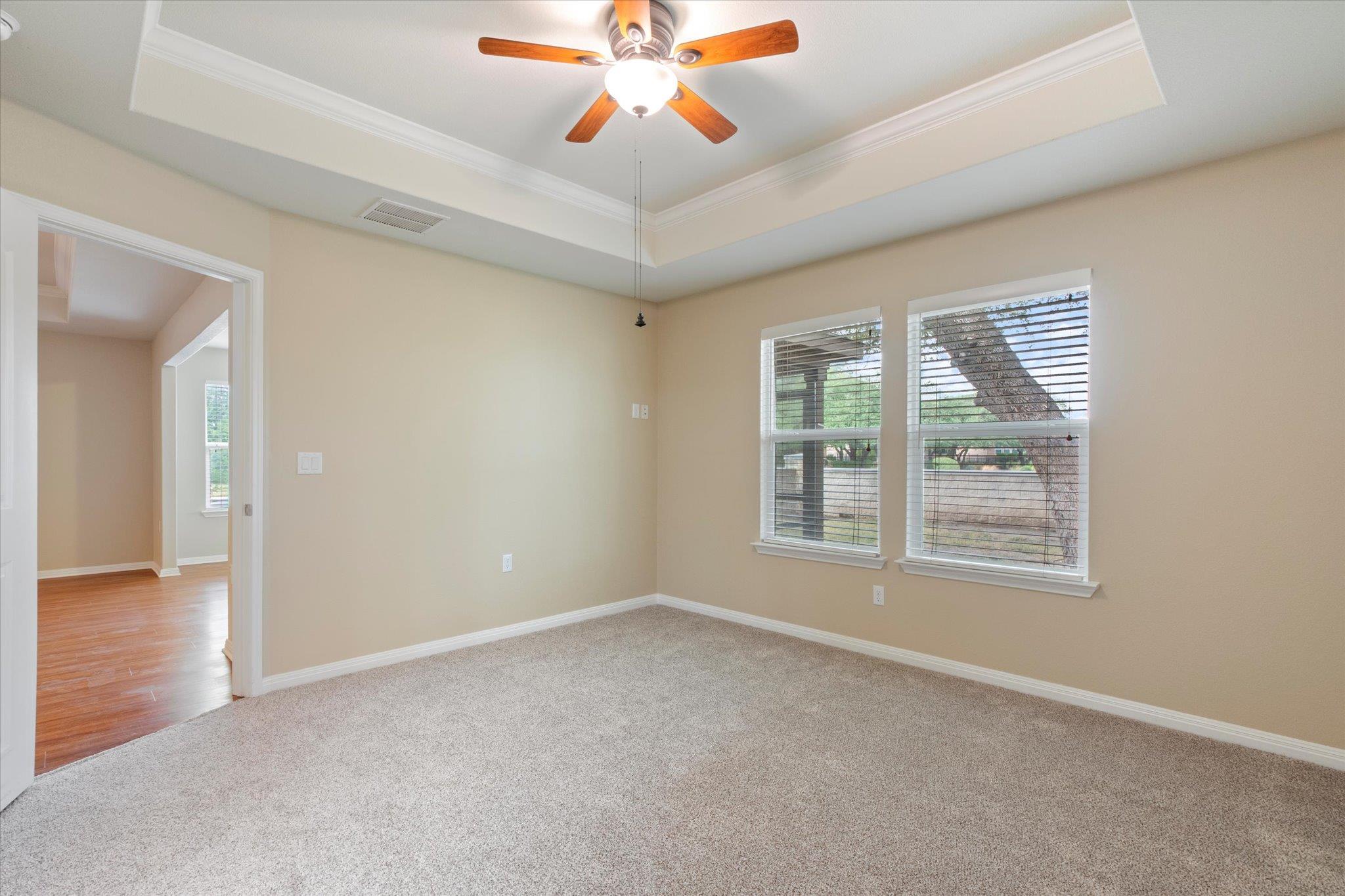 510 Holiday Creek Ln, Georgetown, TX 78633