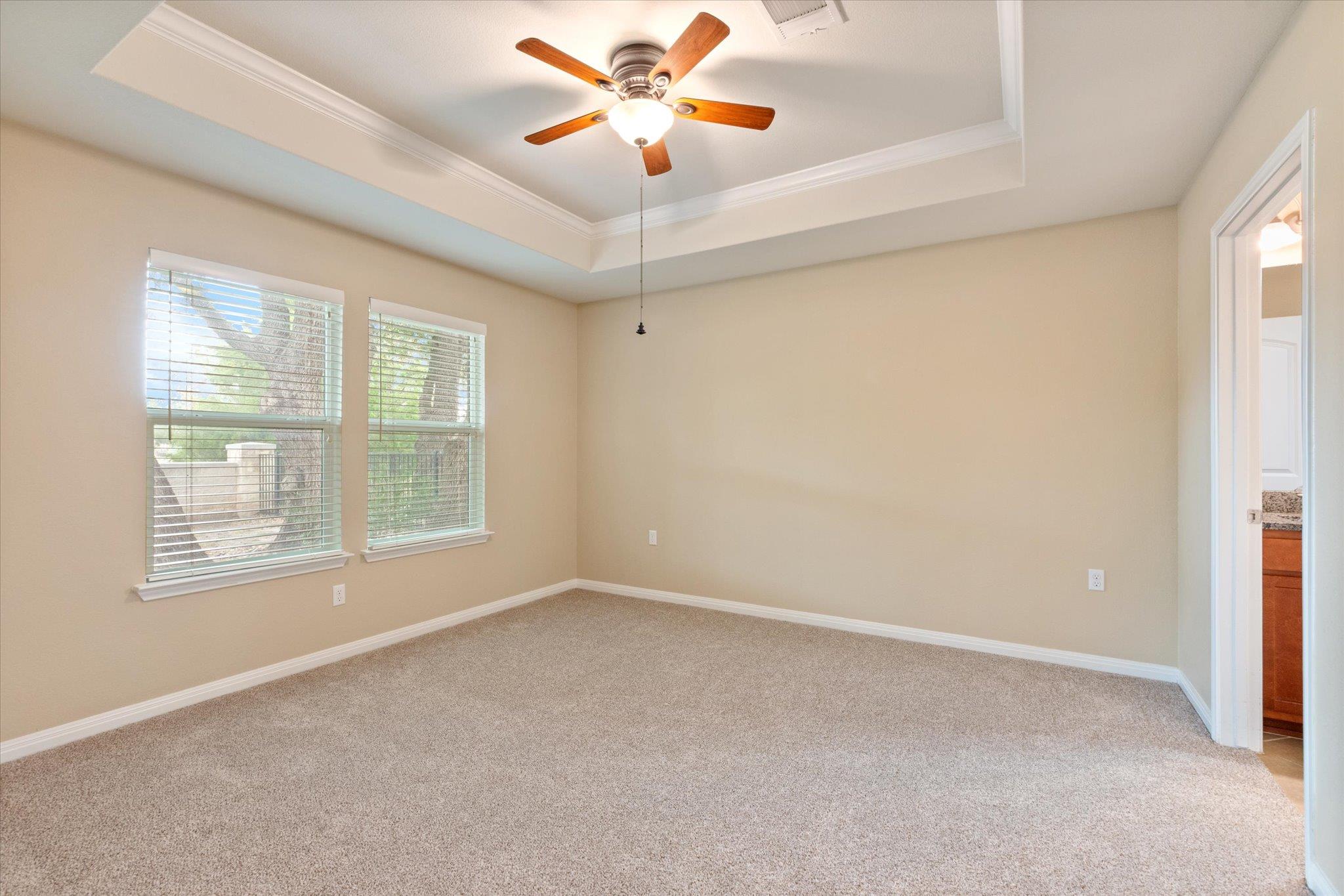 510 Holiday Creek Ln, Georgetown, TX 78633