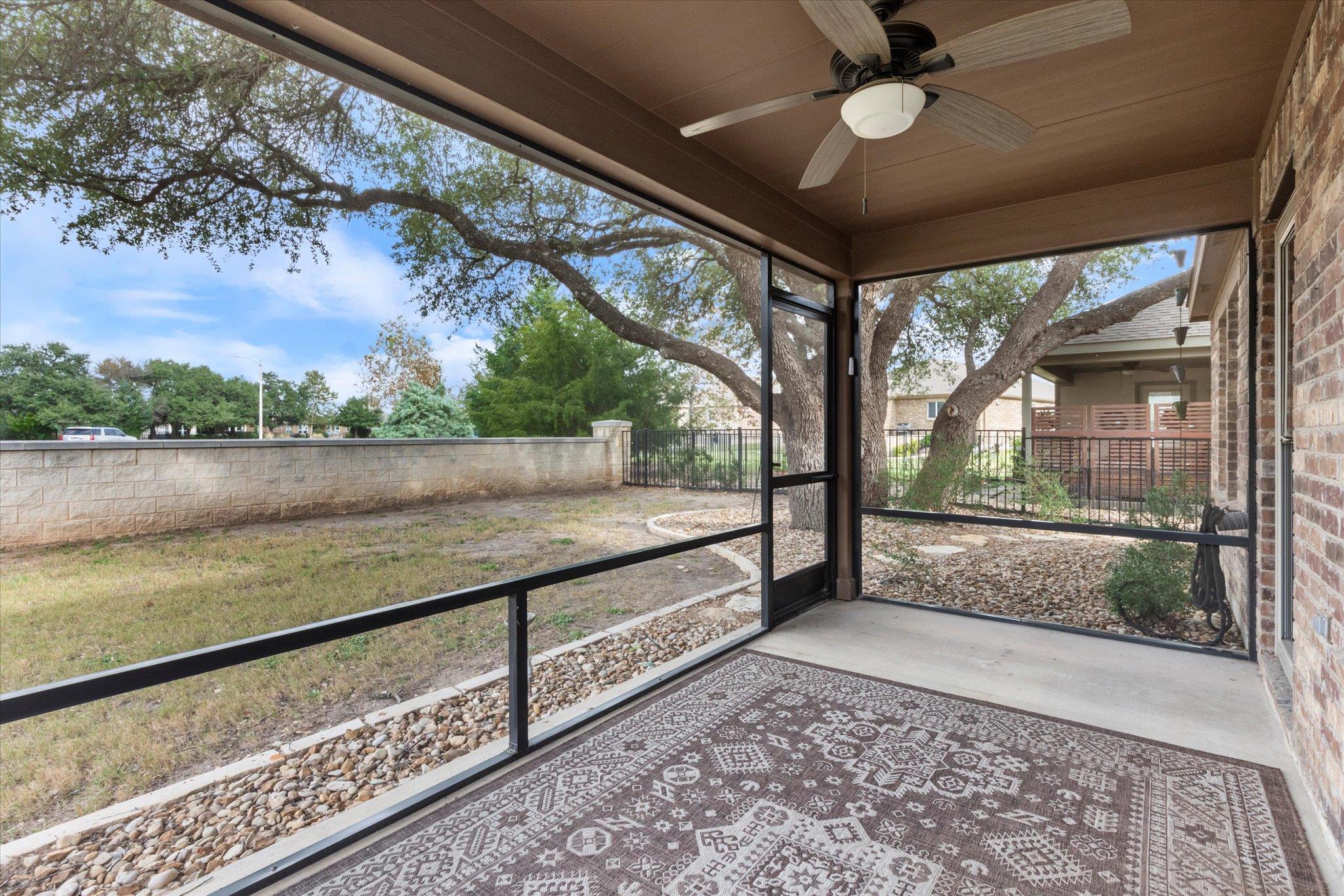 510 Holiday Creek Ln, Georgetown, TX 78633