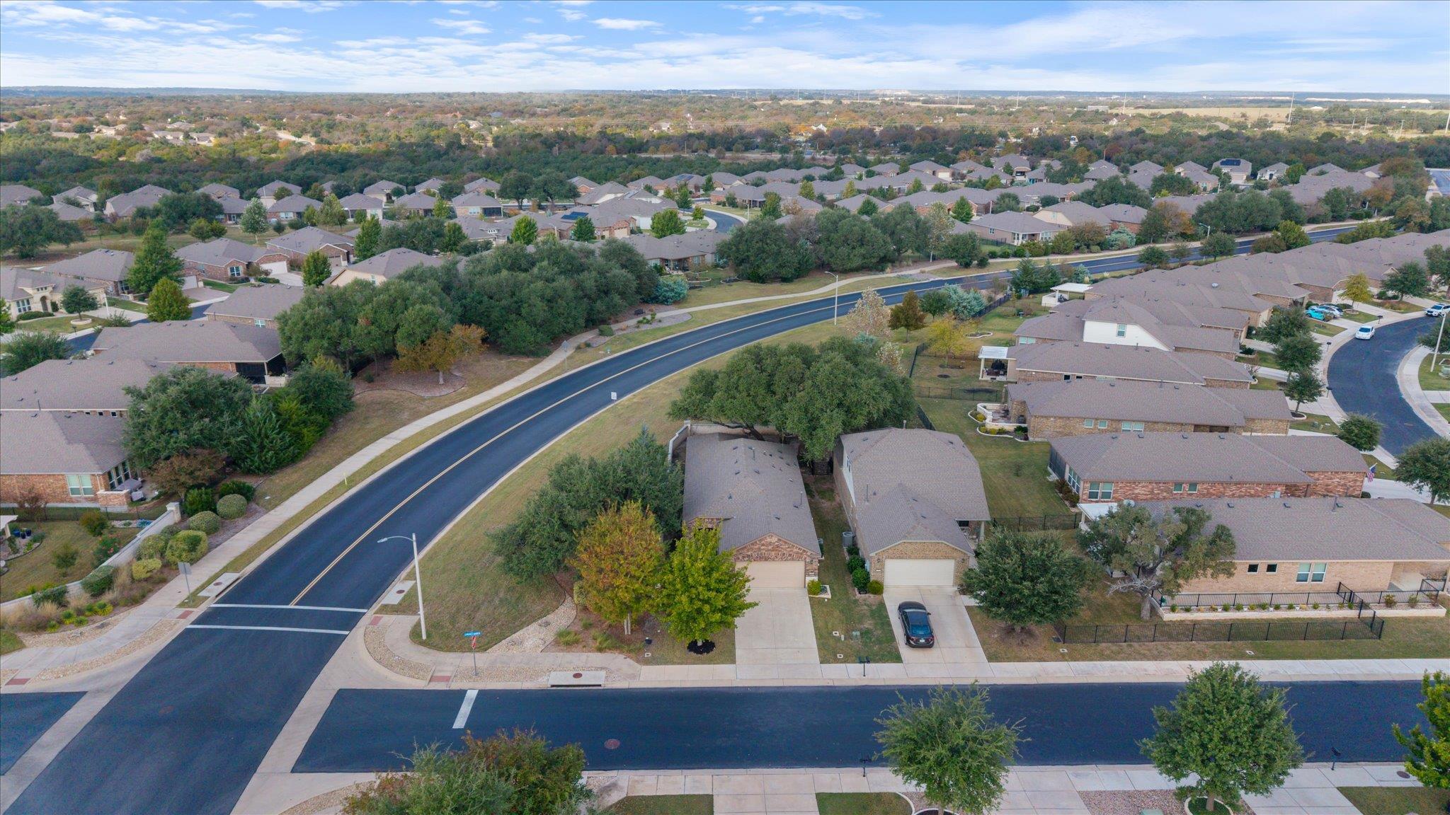 510 Holiday Creek Ln, Georgetown, TX 78633