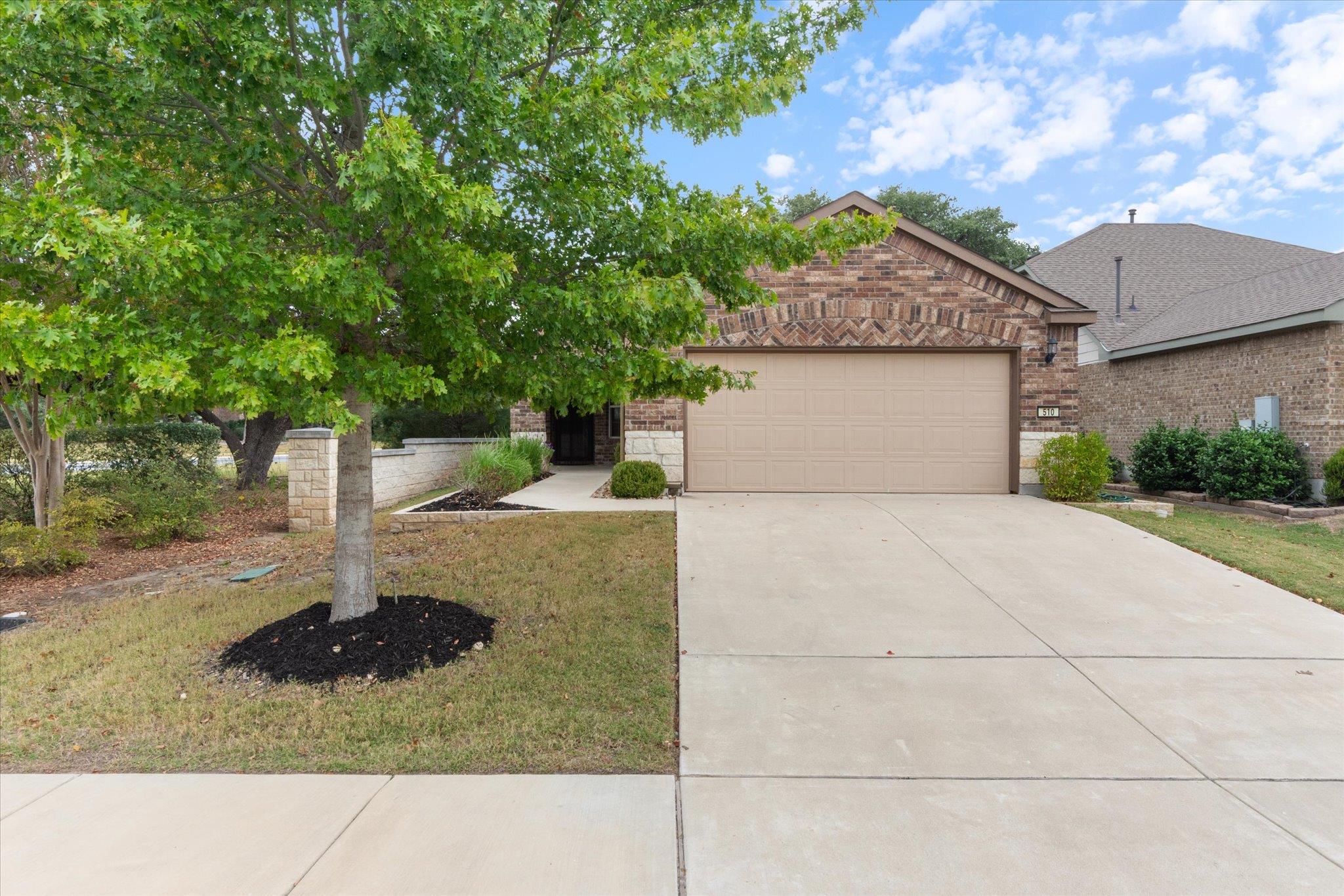 510 Holiday Creek Ln, Georgetown, TX 78633