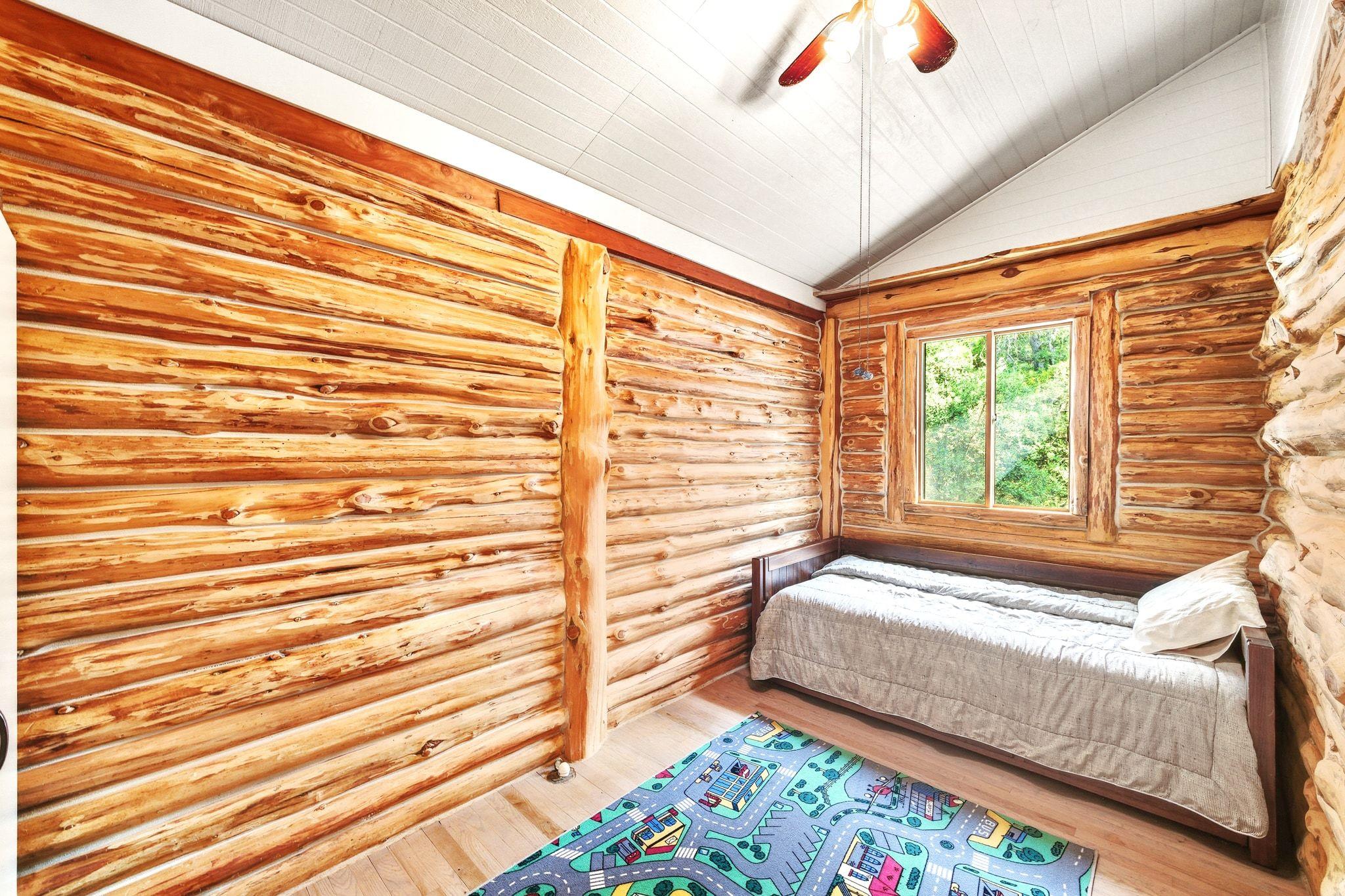 235 Antioch Rd, Paige, TX 78659