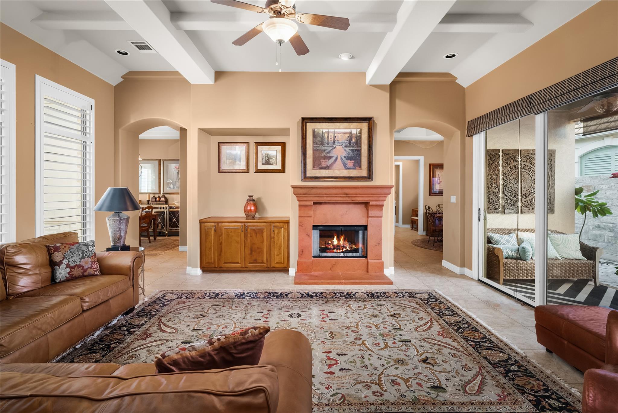 2 Tournament Way, The Hills, TX 78738