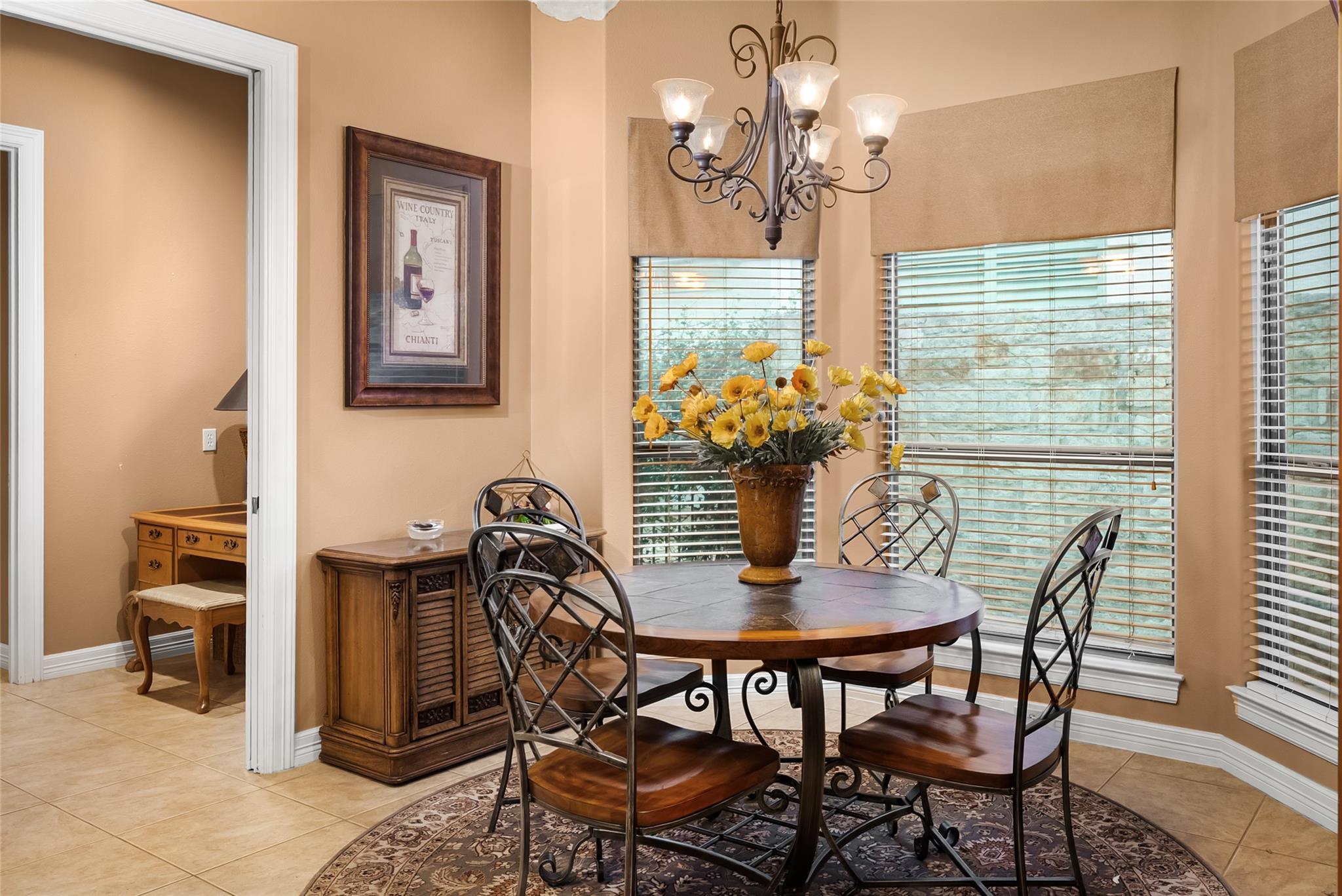 2 Tournament Way, The Hills, TX 78738