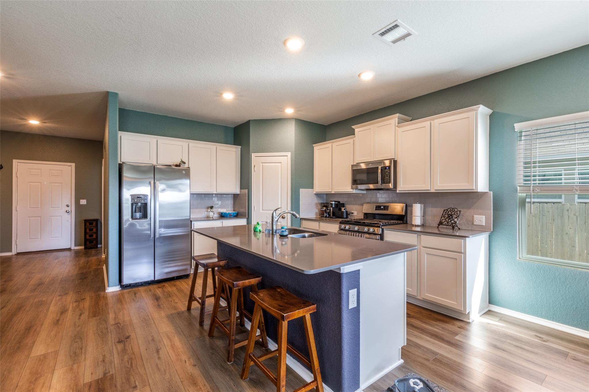 207 Otter Rd, Kyle, TX 78640