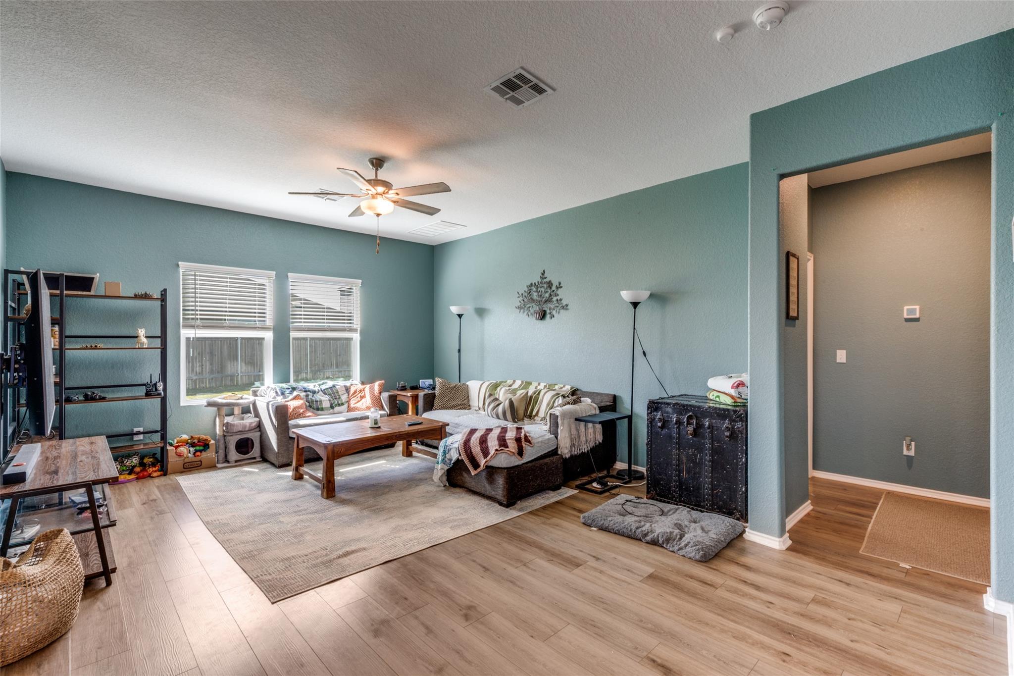 207 Otter Rd, Kyle, TX 78640