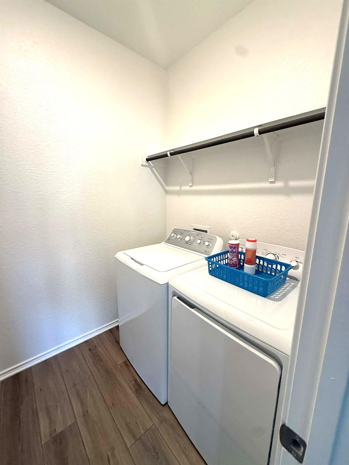 207 Otter Rd, Kyle, TX 78640