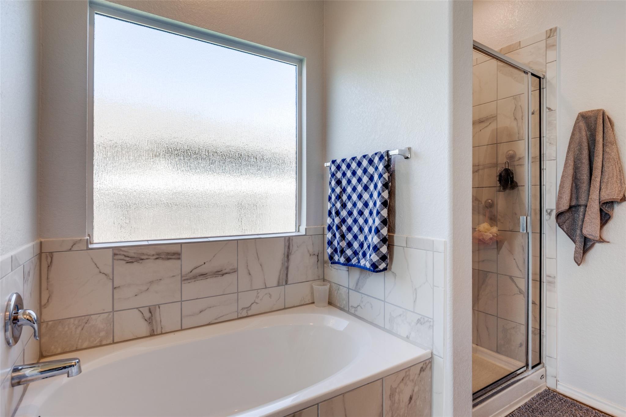 207 Otter Rd, Kyle, TX 78640