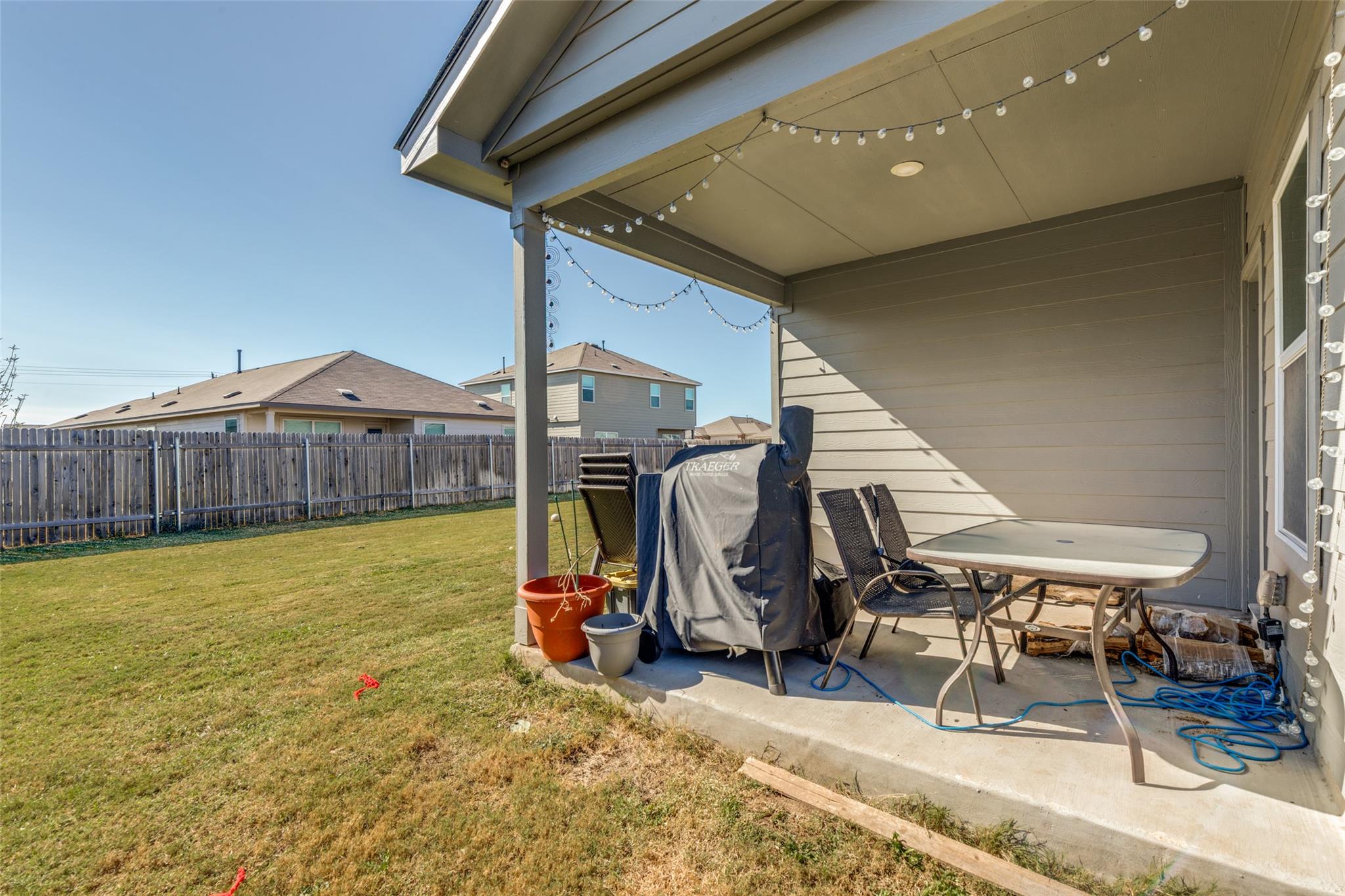 207 Otter Rd, Kyle, TX 78640