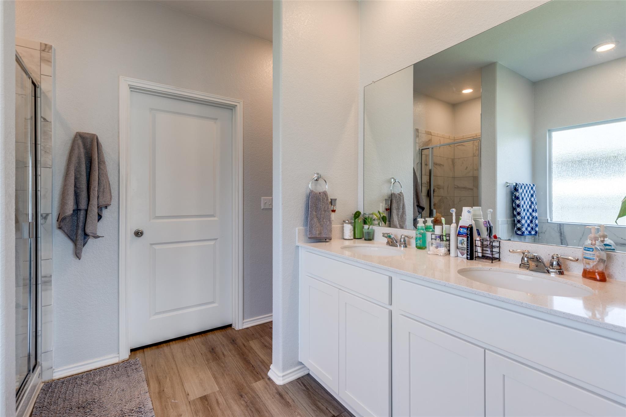 207 Otter Rd, Kyle, TX 78640