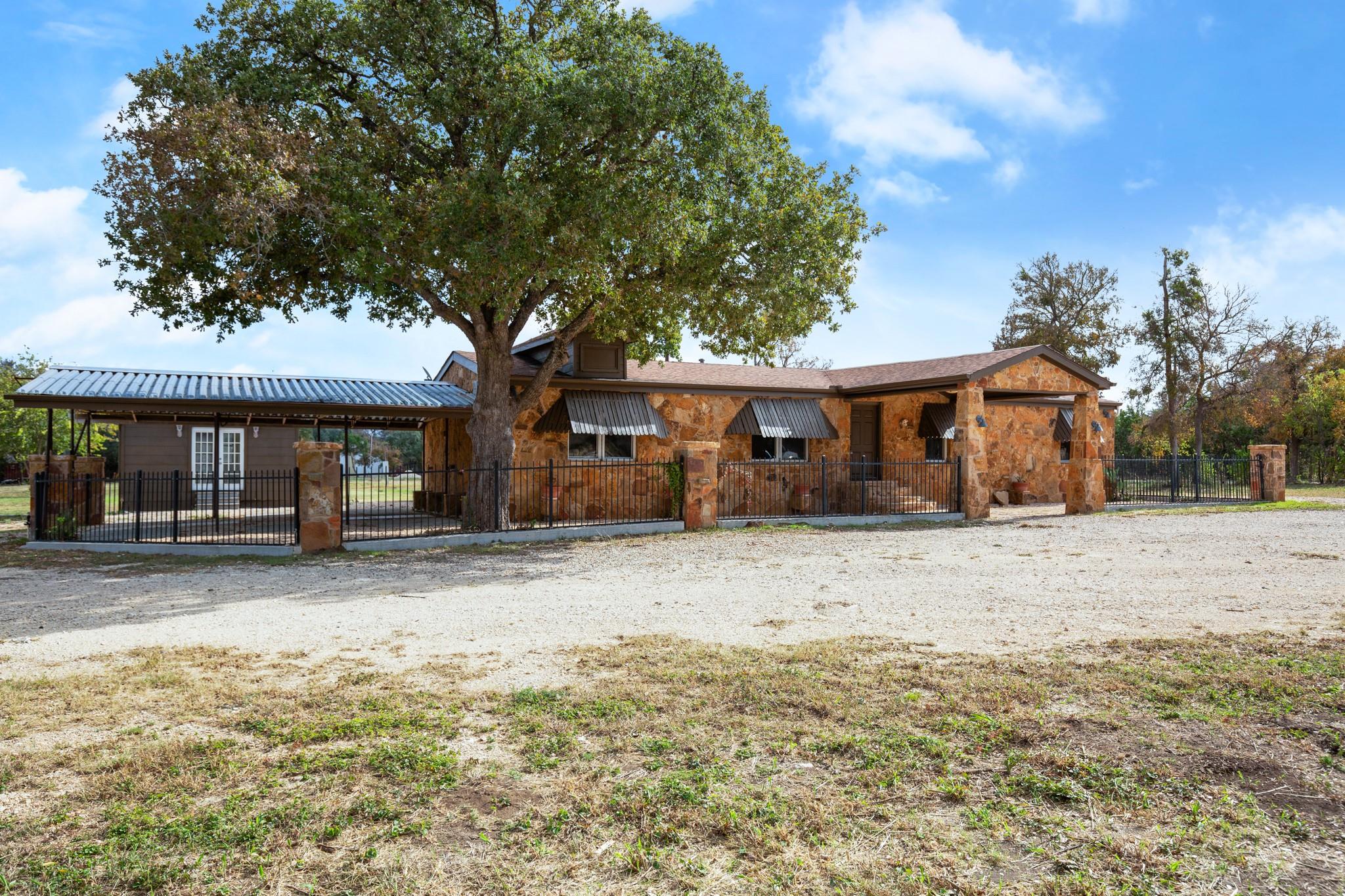 1900 County Road 226, Florence, TX 76527