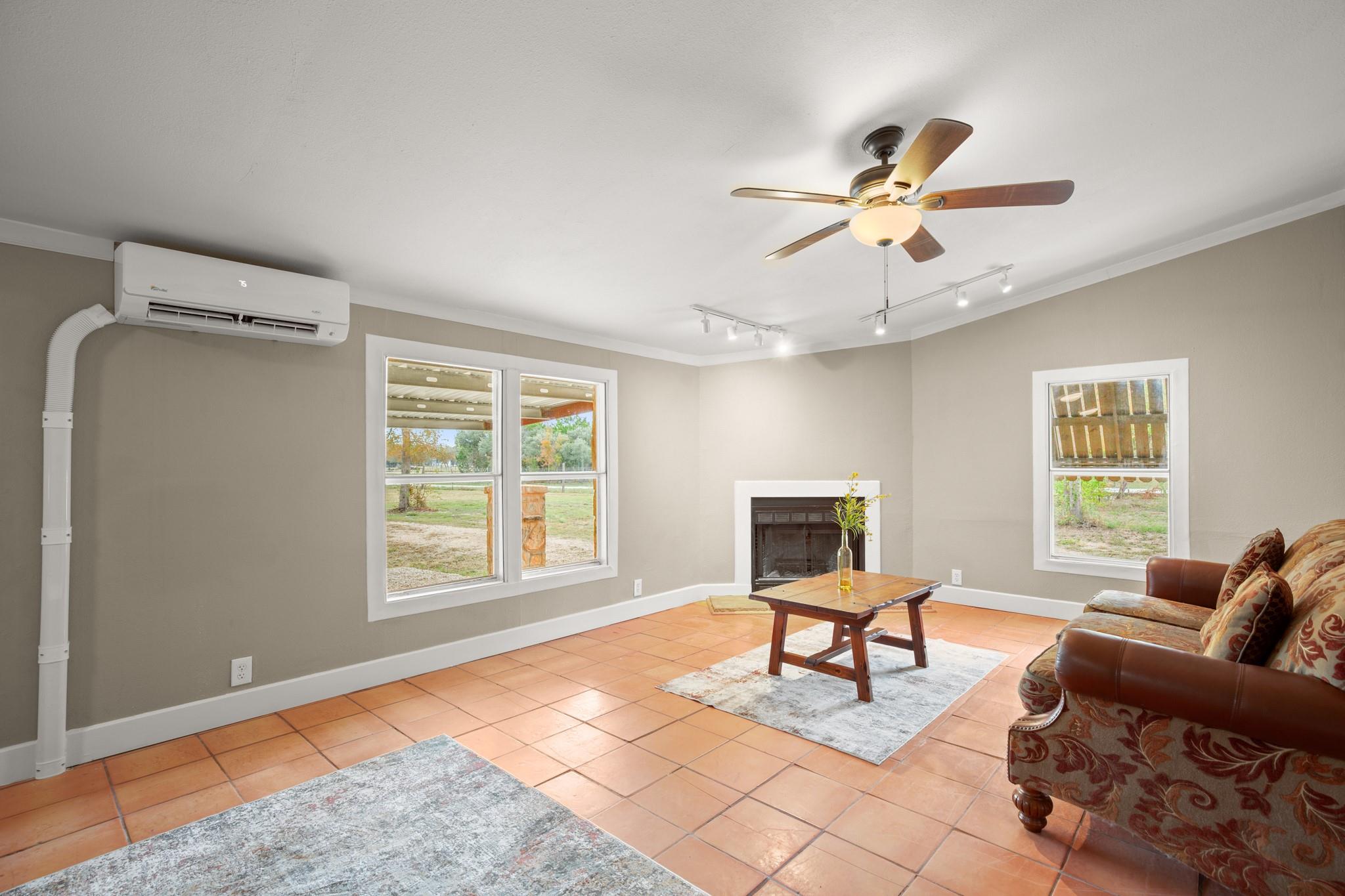 1900 County Road 226, Florence, TX 76527