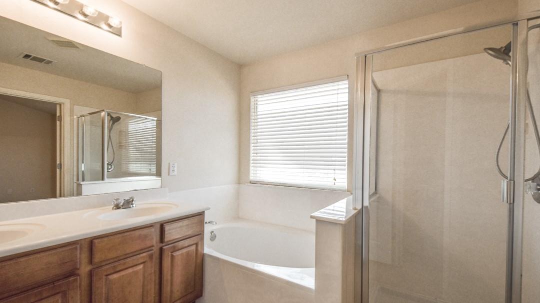 502 Hidden Brook Ln, Round Rock, TX 78665