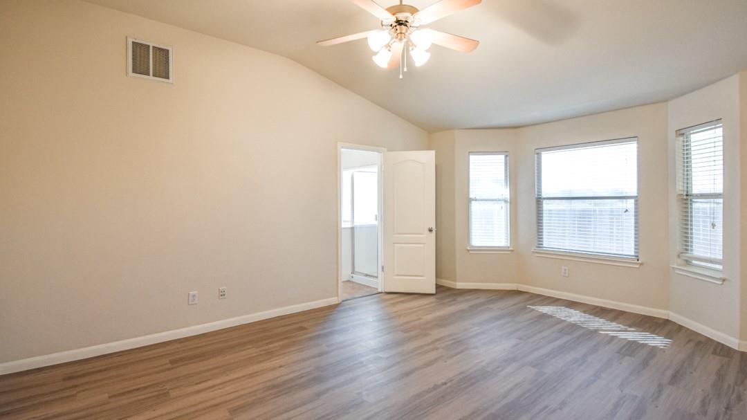 502 Hidden Brook Ln, Round Rock, TX 78665