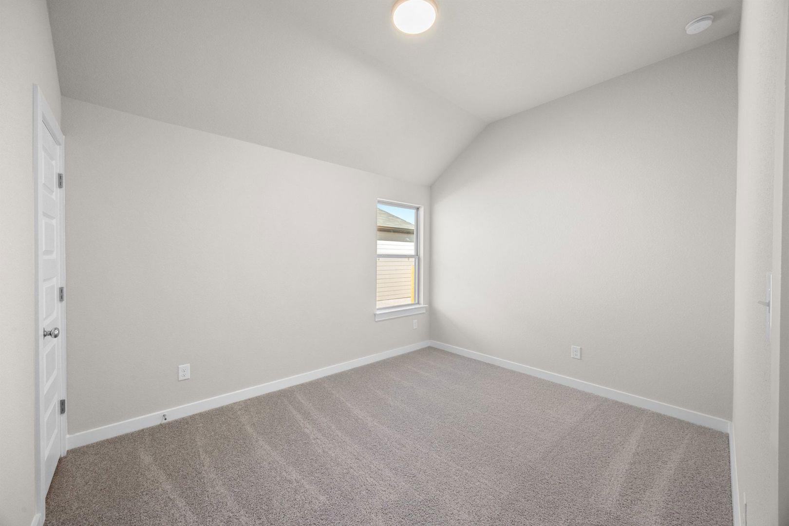 110 Divisadero Dr, Hutto, TX 78634