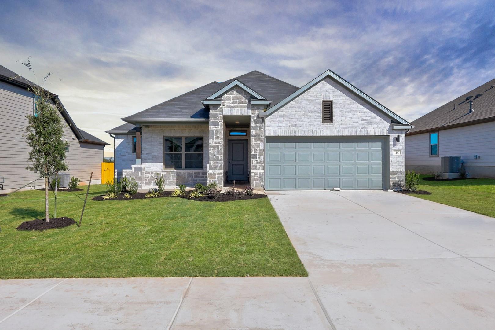 110 Divisadero Dr, Hutto, TX 78634