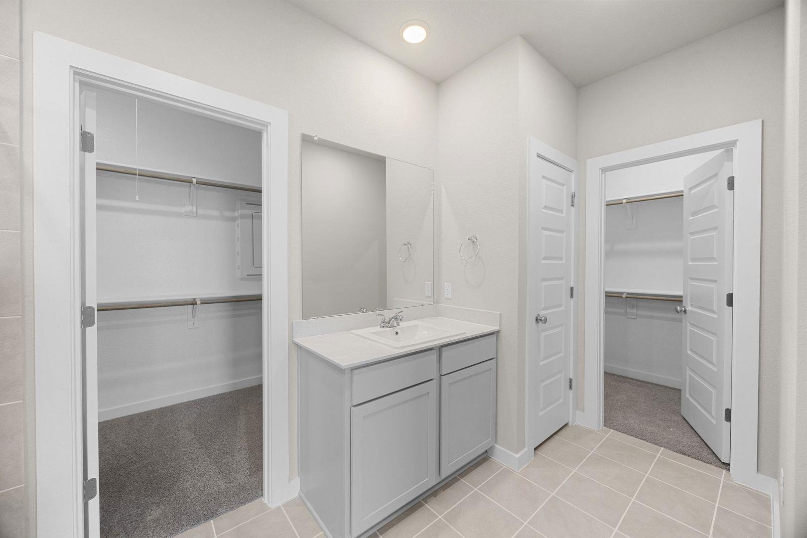 110 Divisadero Dr, Hutto, TX 78634