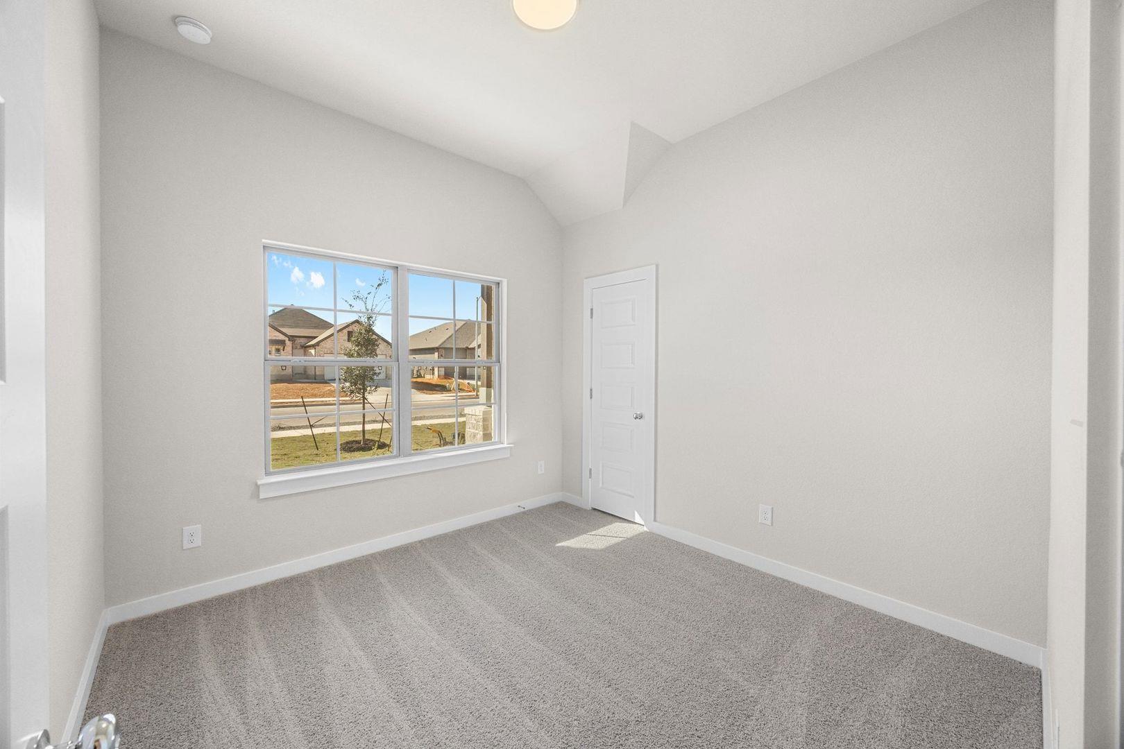 110 Divisadero Dr, Hutto, TX 78634