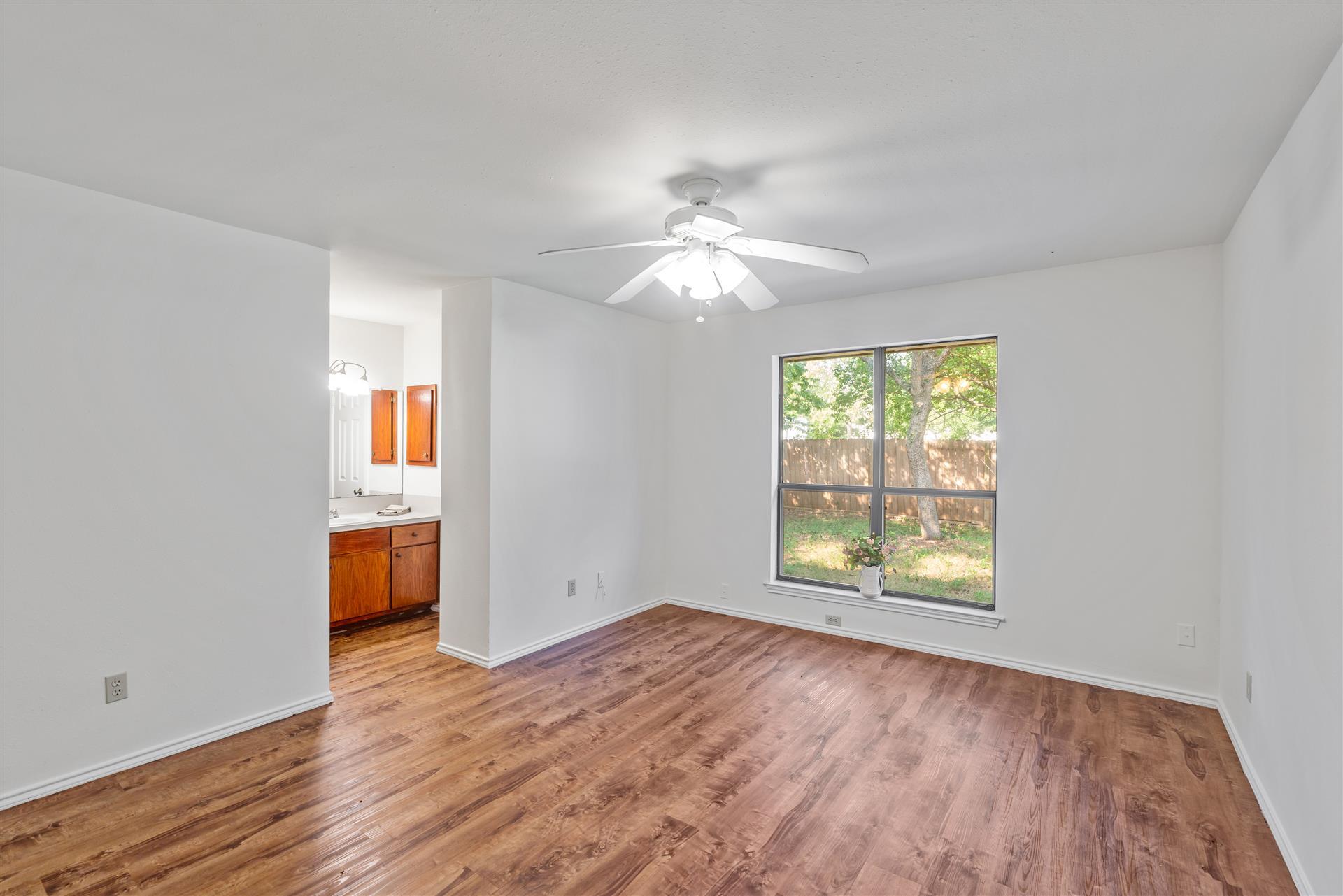 1802 Dixie Ln, Round Rock, TX 78664