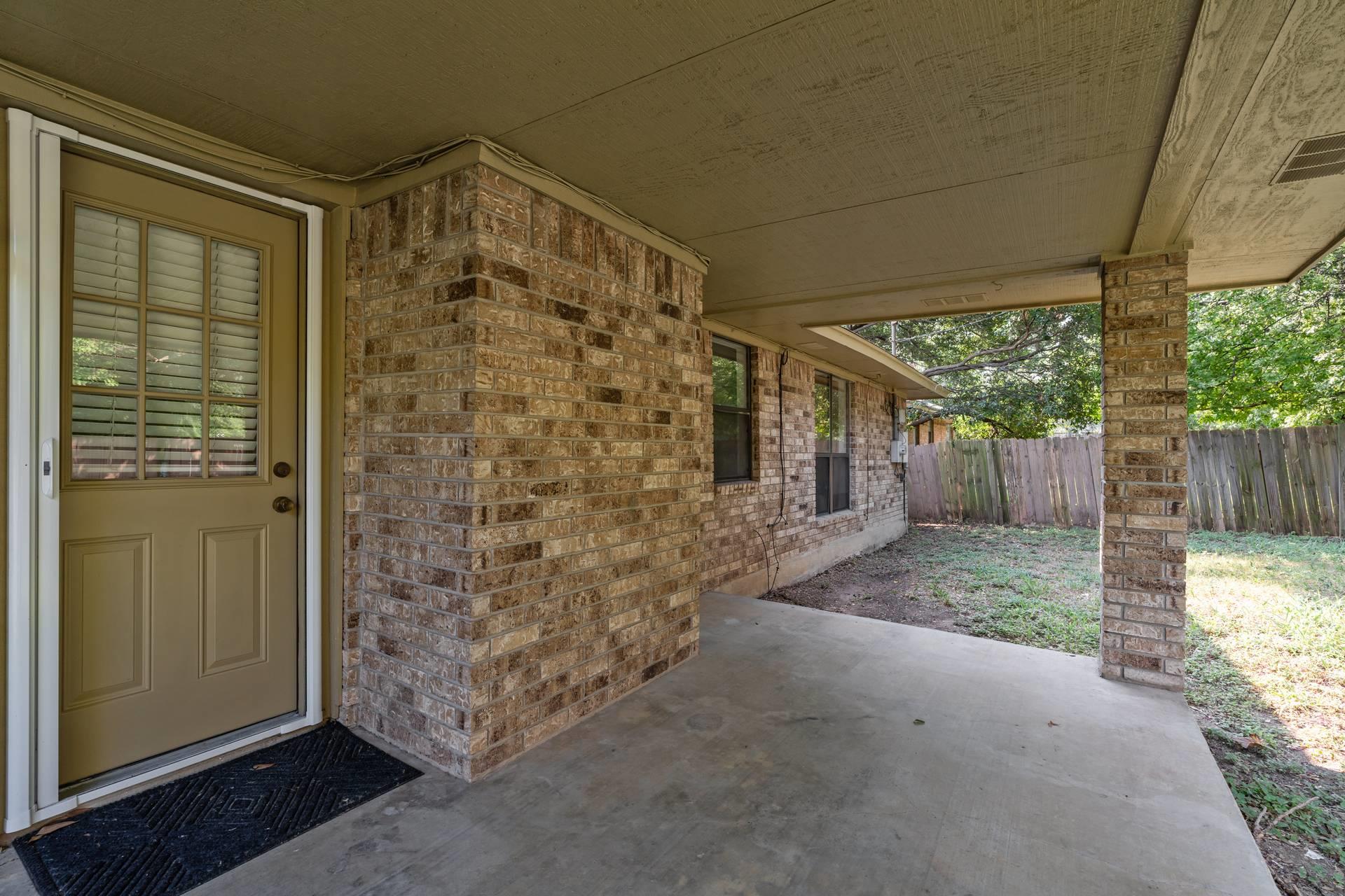 1802 Dixie Ln, Round Rock, TX 78664