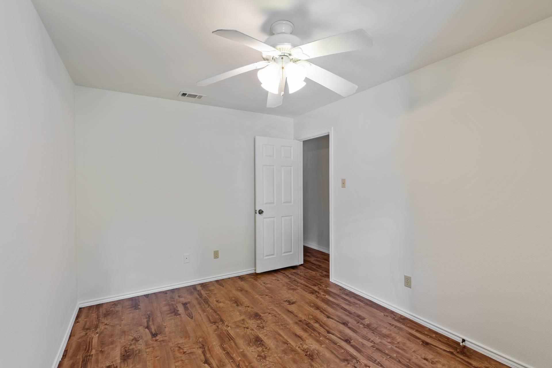 1802 Dixie Ln, Round Rock, TX 78664