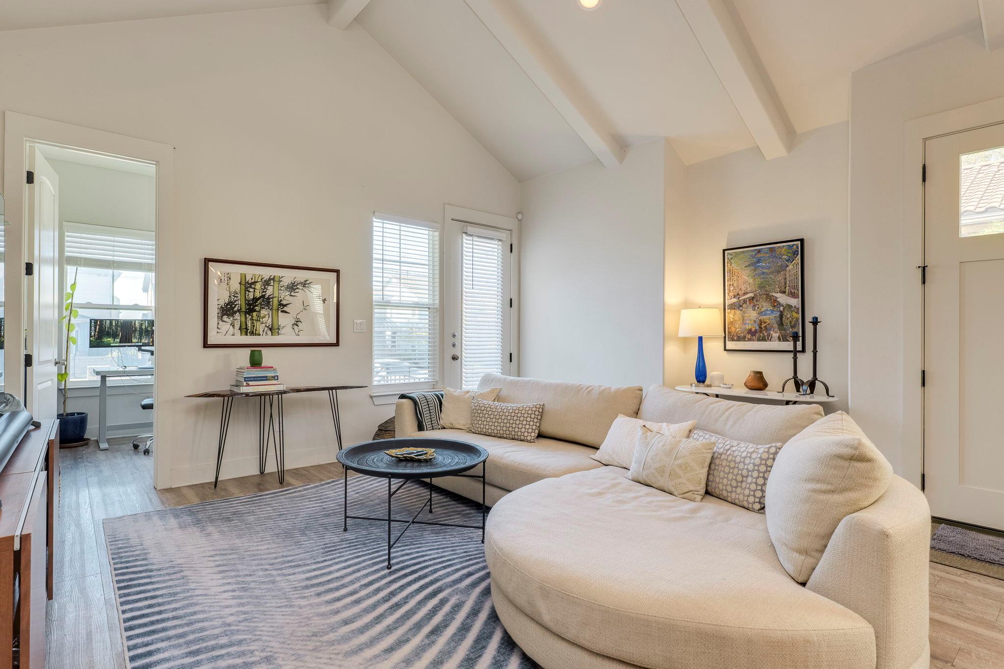 1000 Morrow St, Austin, TX 78757