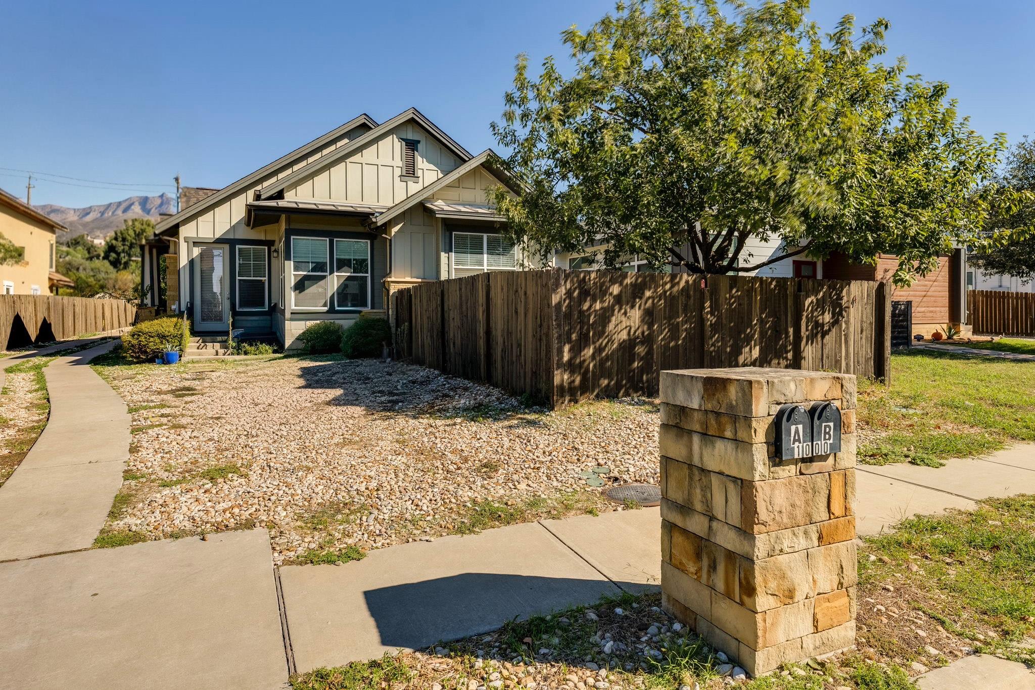 1000 Morrow St, Austin, TX 78757