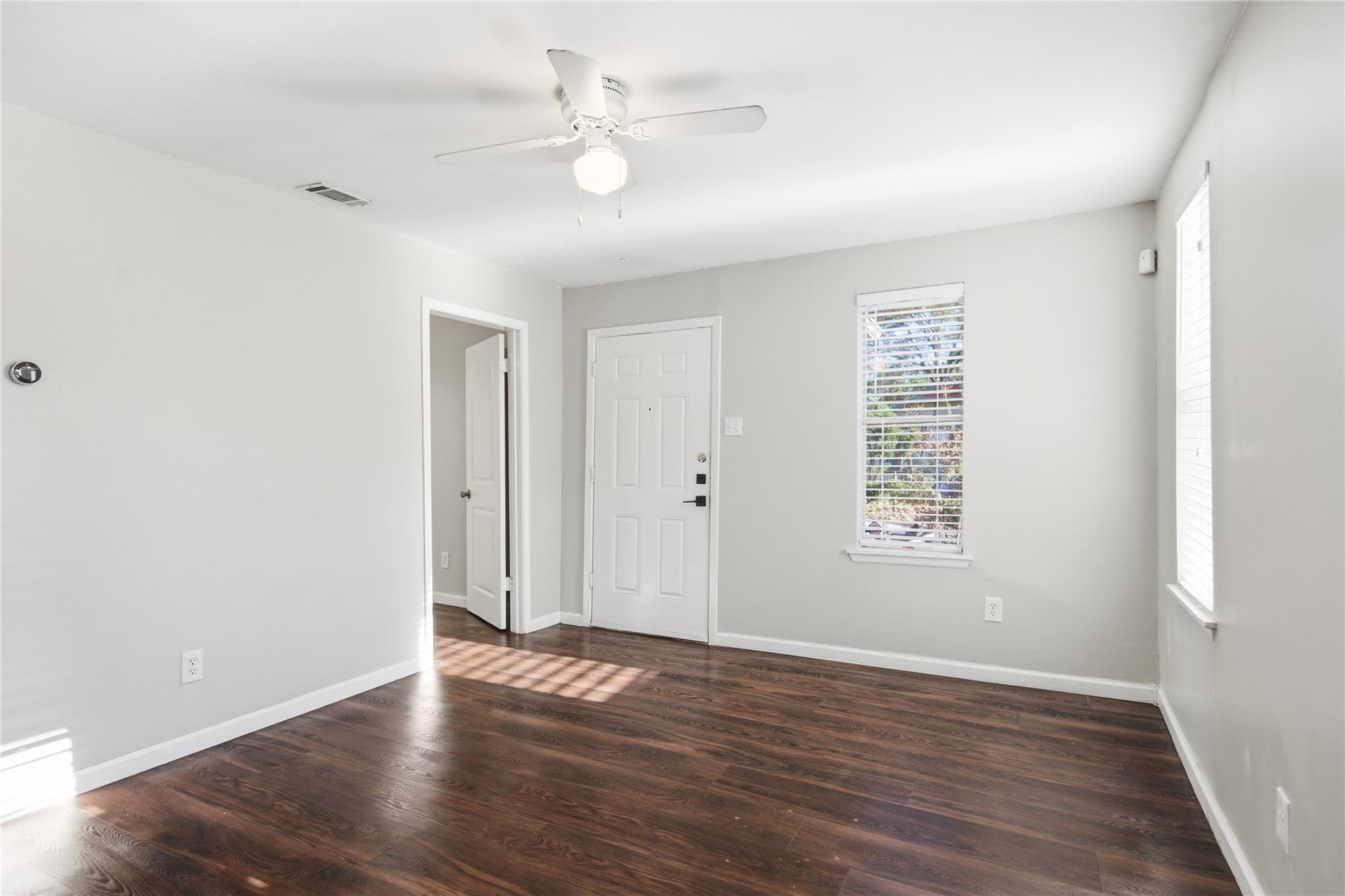 2308 E 10th St, Austin, TX 78702