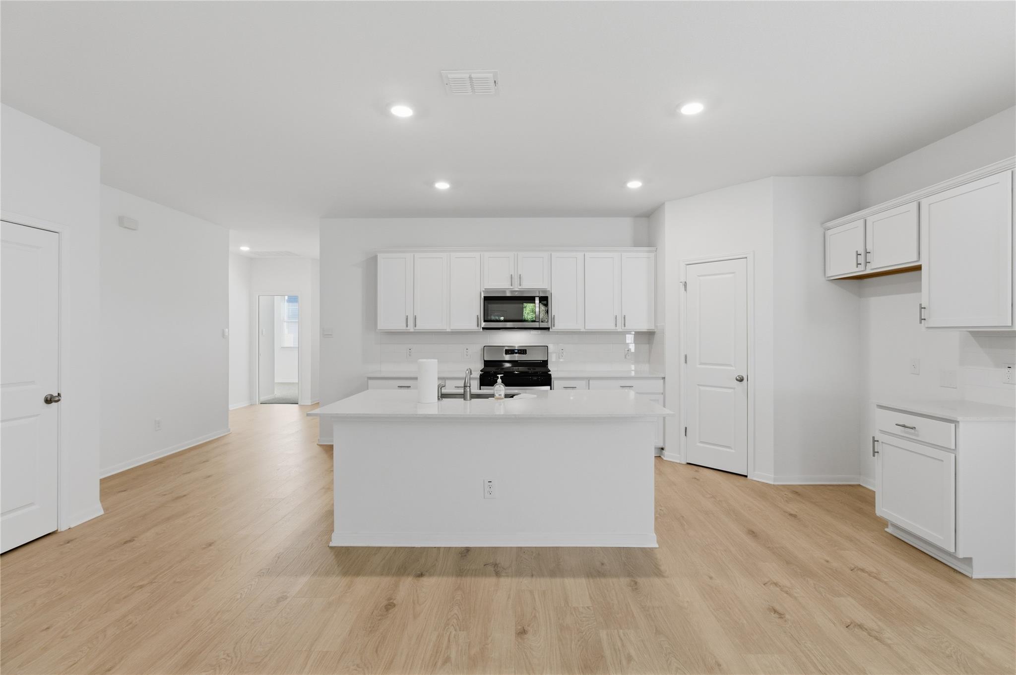 465 Brooks Ranch Dr, Kyle, TX 78640