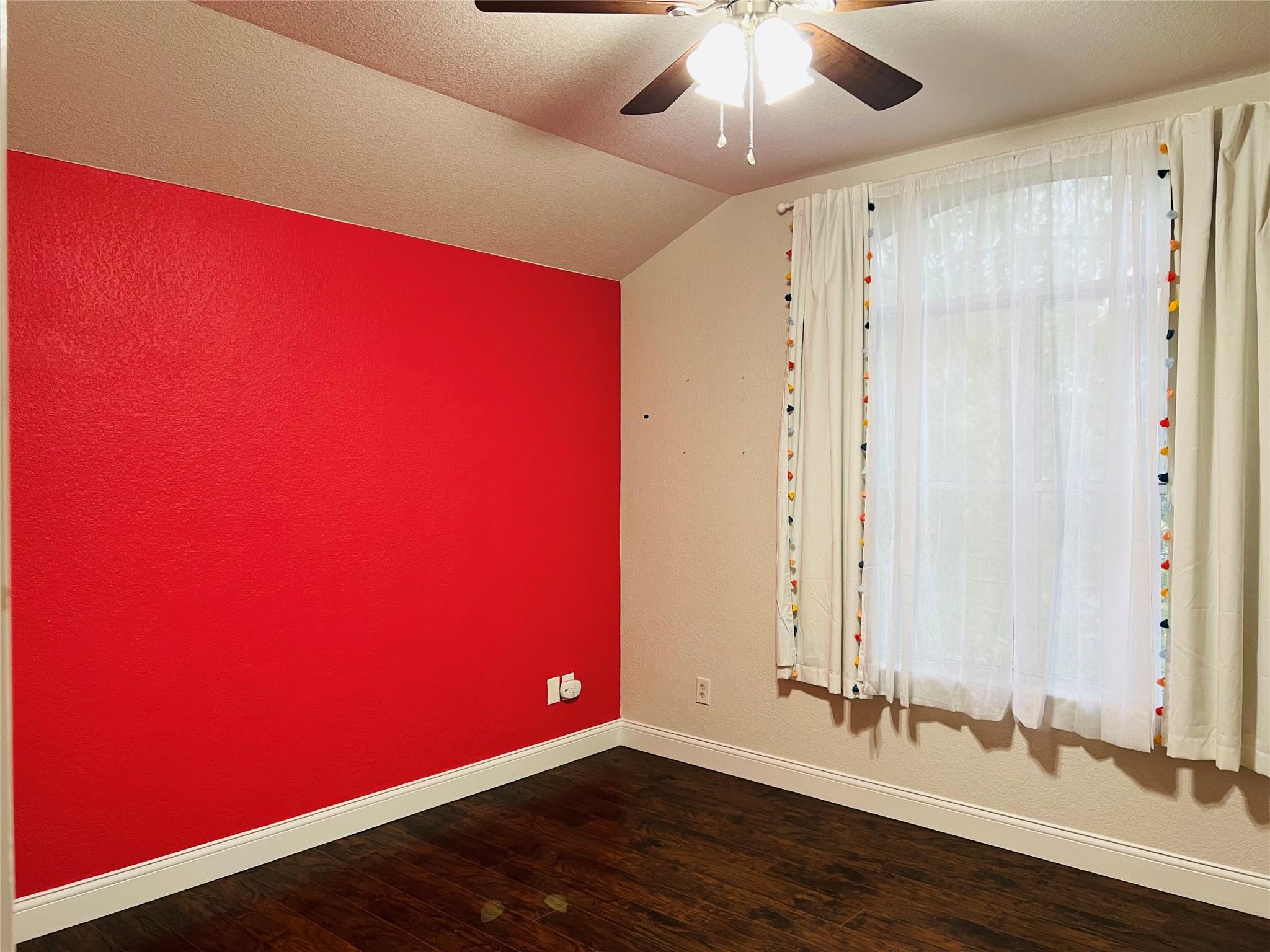 728 Sampson, Kyle, TX 78640