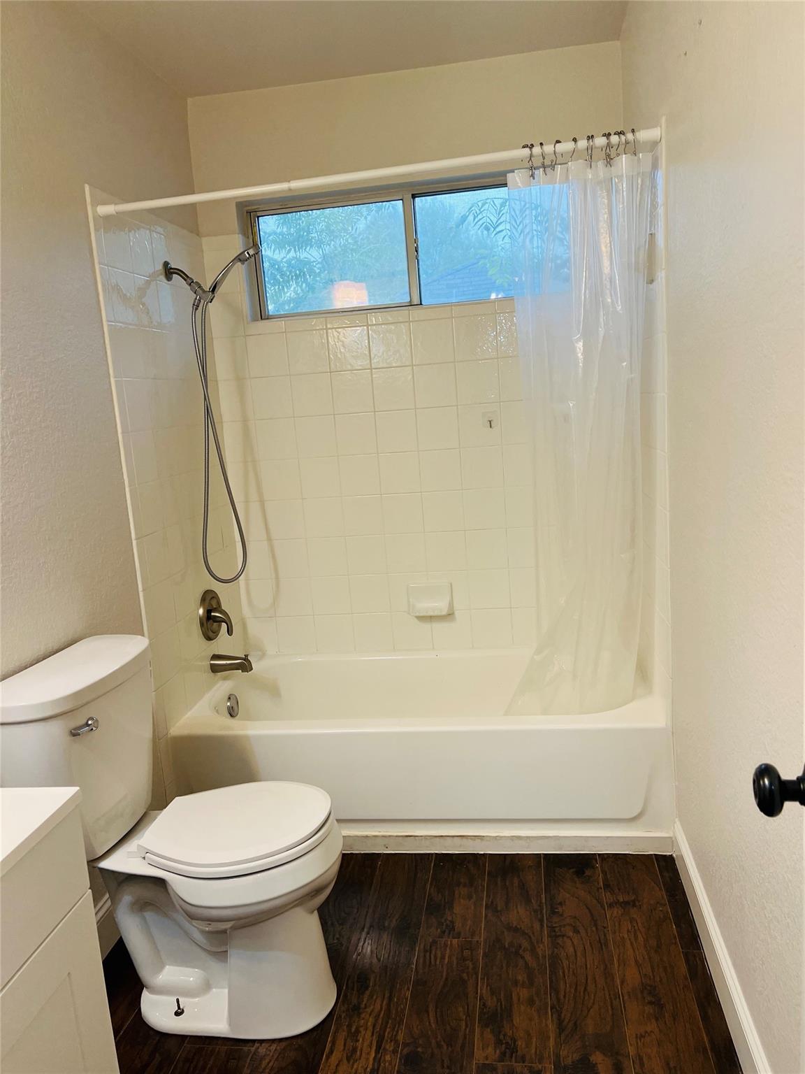 728 Sampson, Kyle, TX 78640