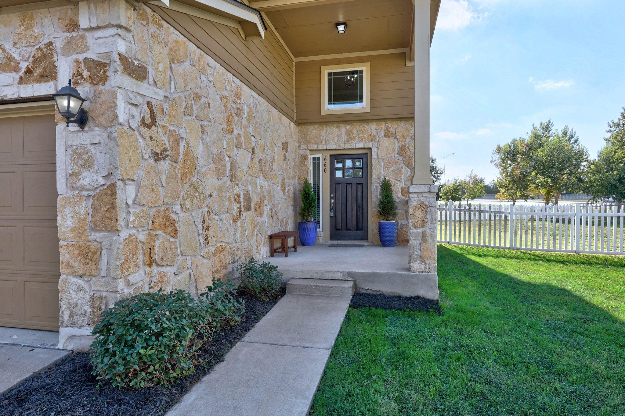 660 Tumlinson Fort Way, Round Rock, TX 78664