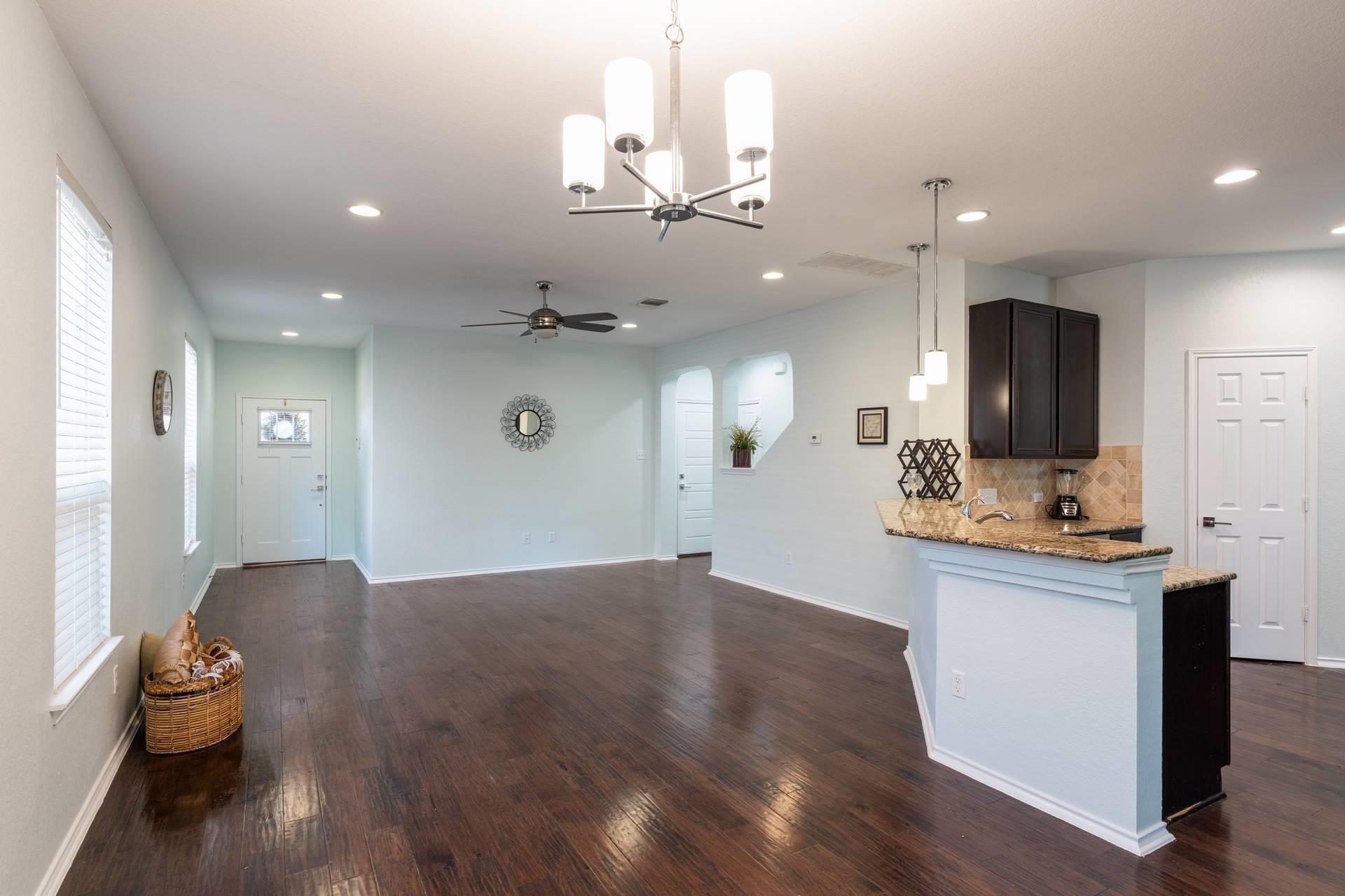 404 Buttercup Creek Blvd # 19, Cedar Park, TX 78613