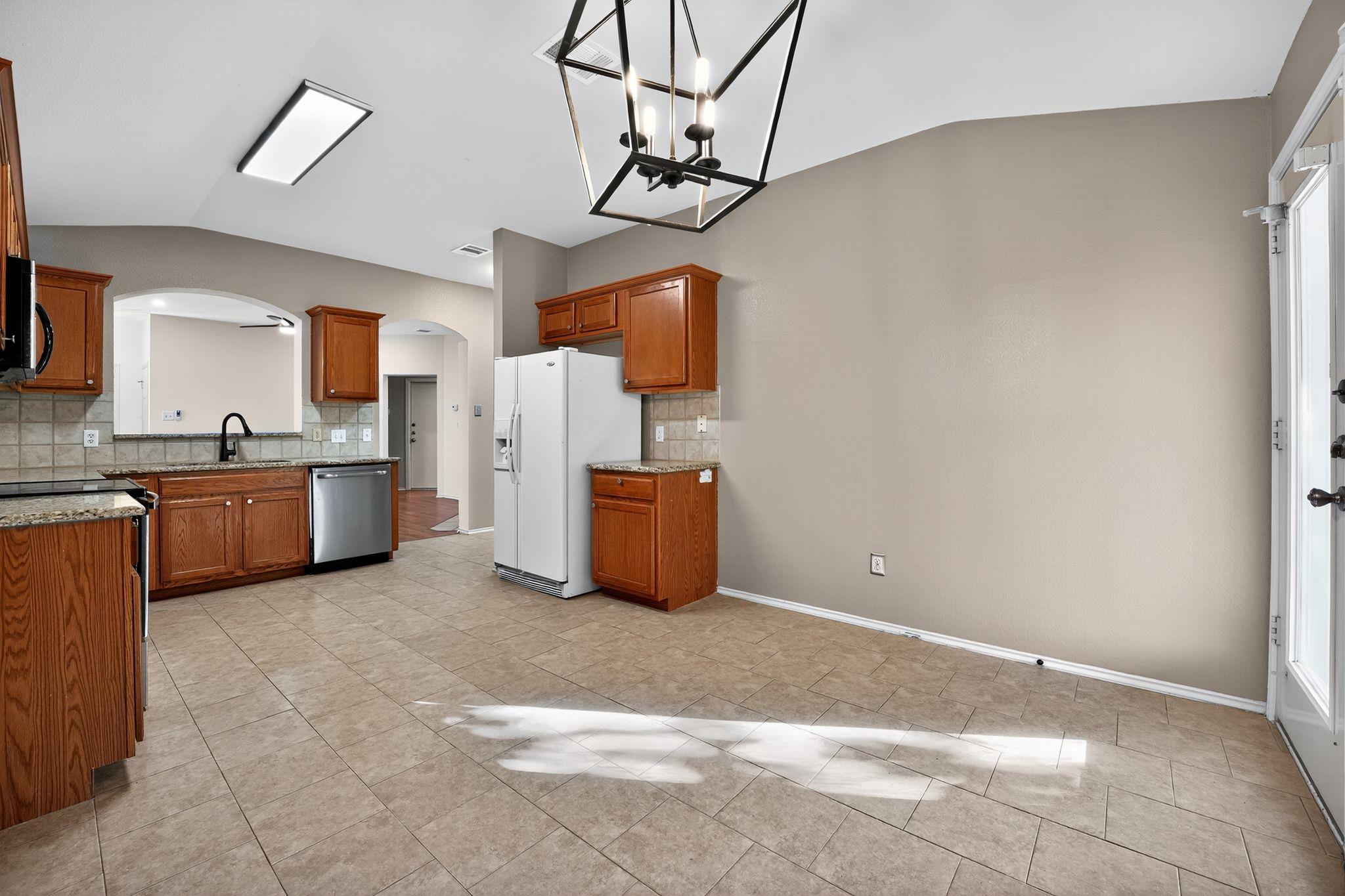 1502 Mcdowell Bnd, Leander, TX 78641