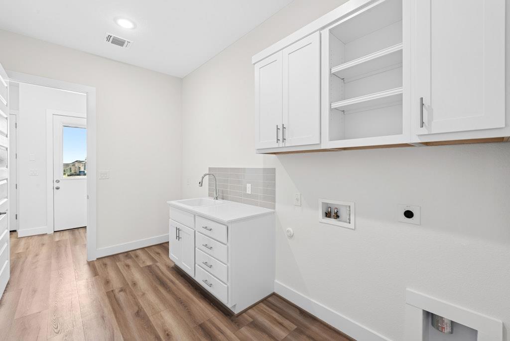 3336 Emerald Lake Path, Georgetown, TX 78628