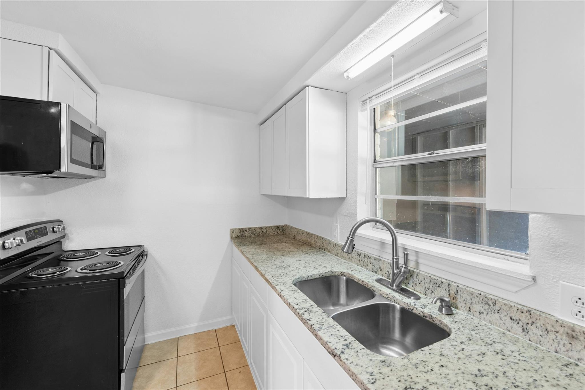 1011 Hackberry St # A&B, San Marcos, TX 78666