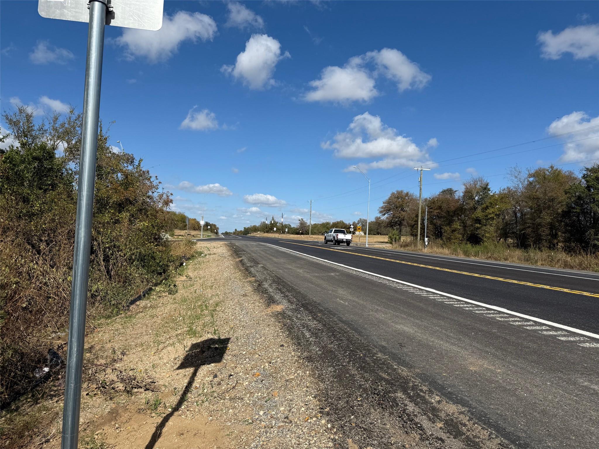 6077 US HWY 77 N, Rockdale, TX 76567