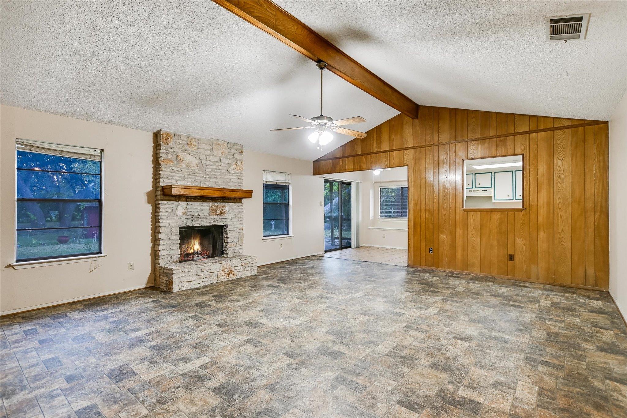 600 County Glen St, Leander, TX 78641