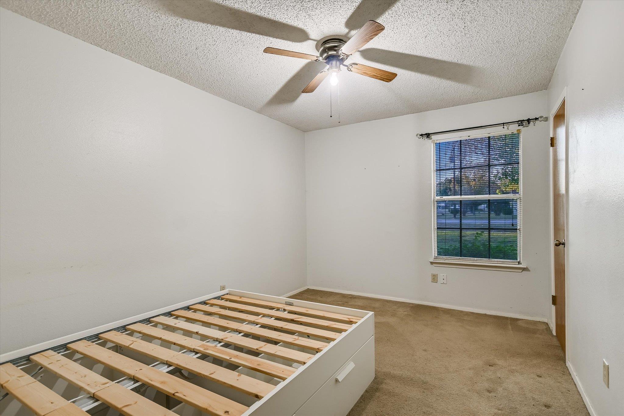 600 County Glen St, Leander, TX 78641