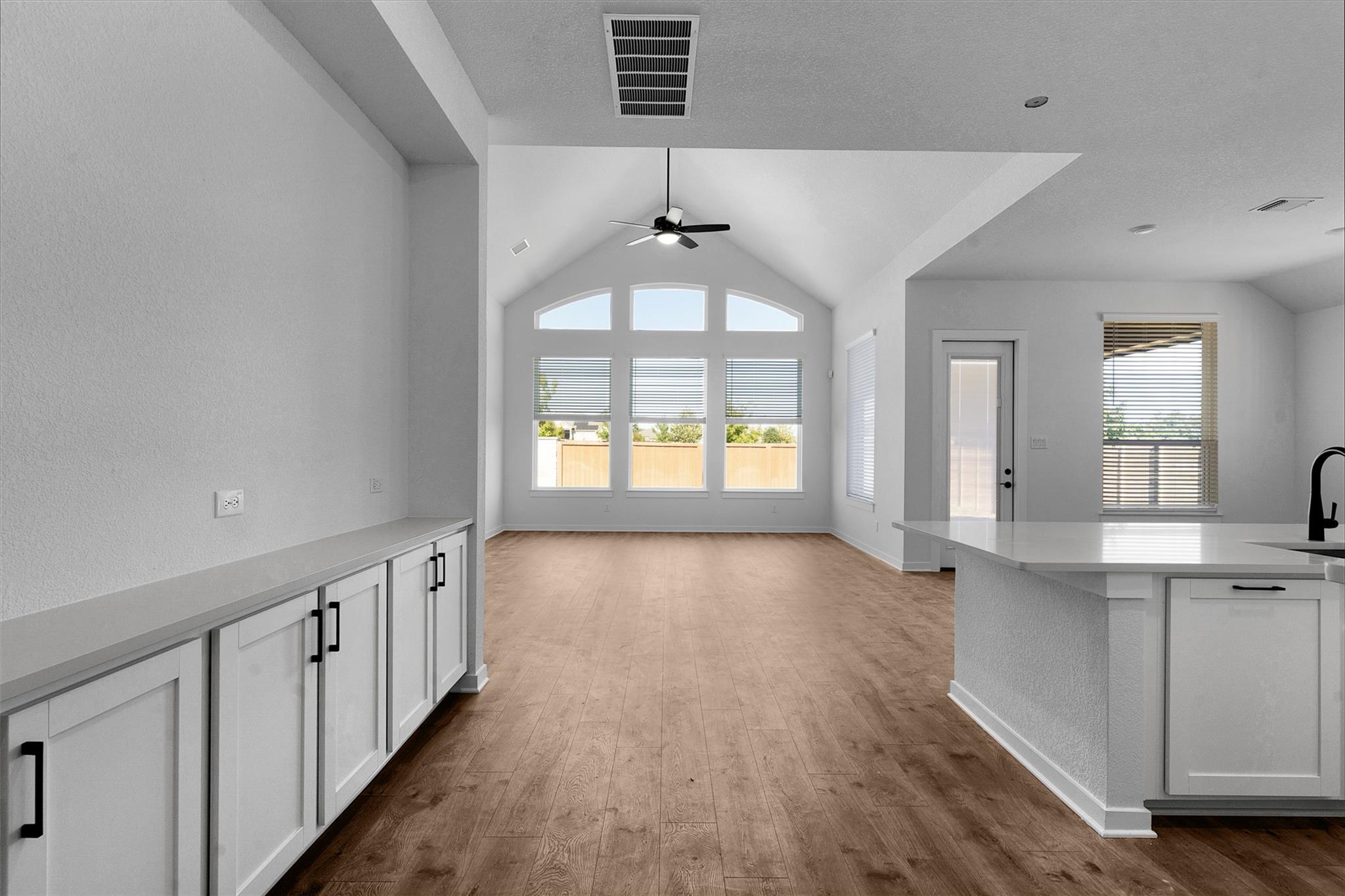 1009 Rollingwood Trl, Georgetown, TX 78633