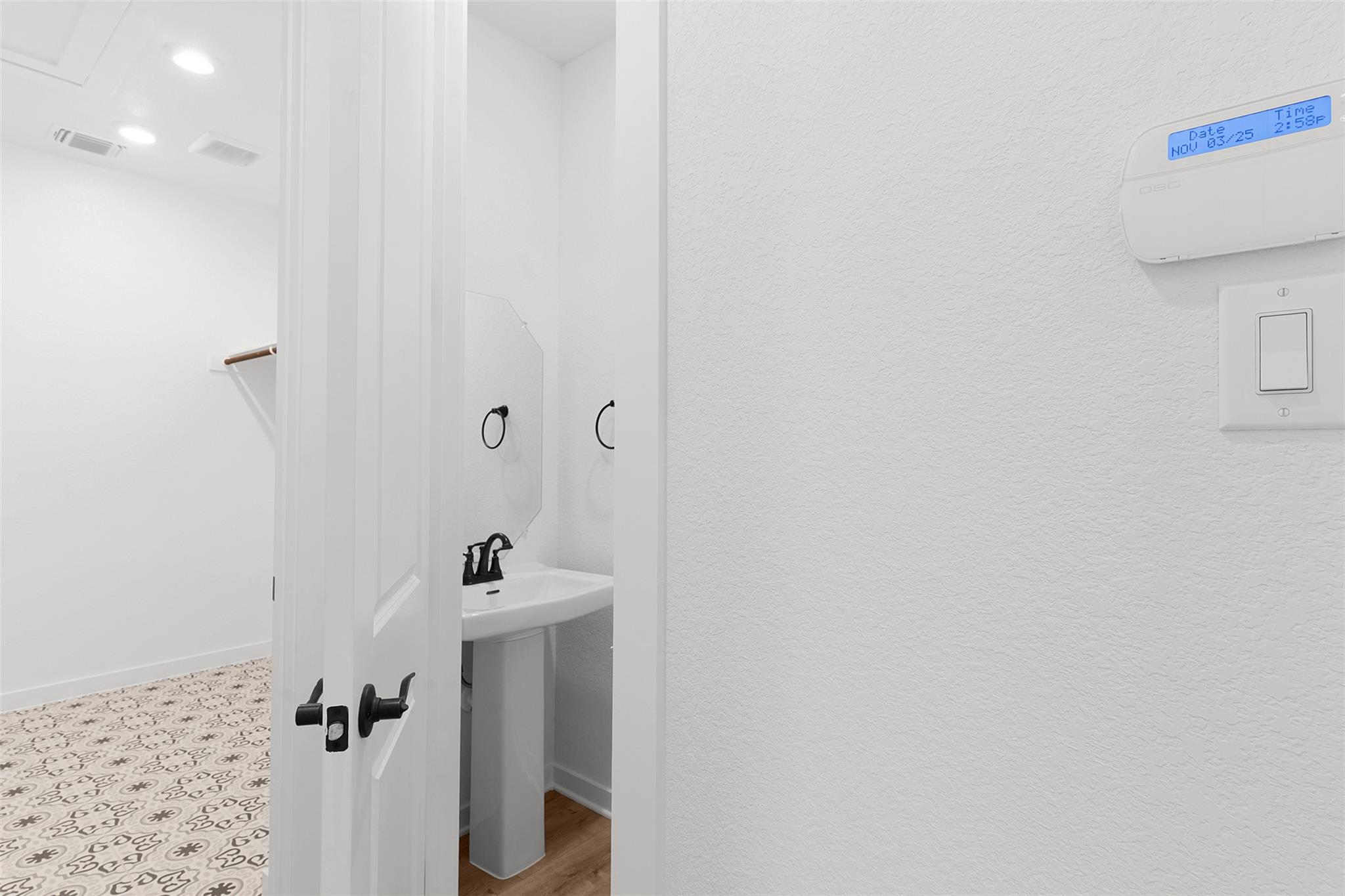 1009 Rollingwood Trl, Georgetown, TX 78633