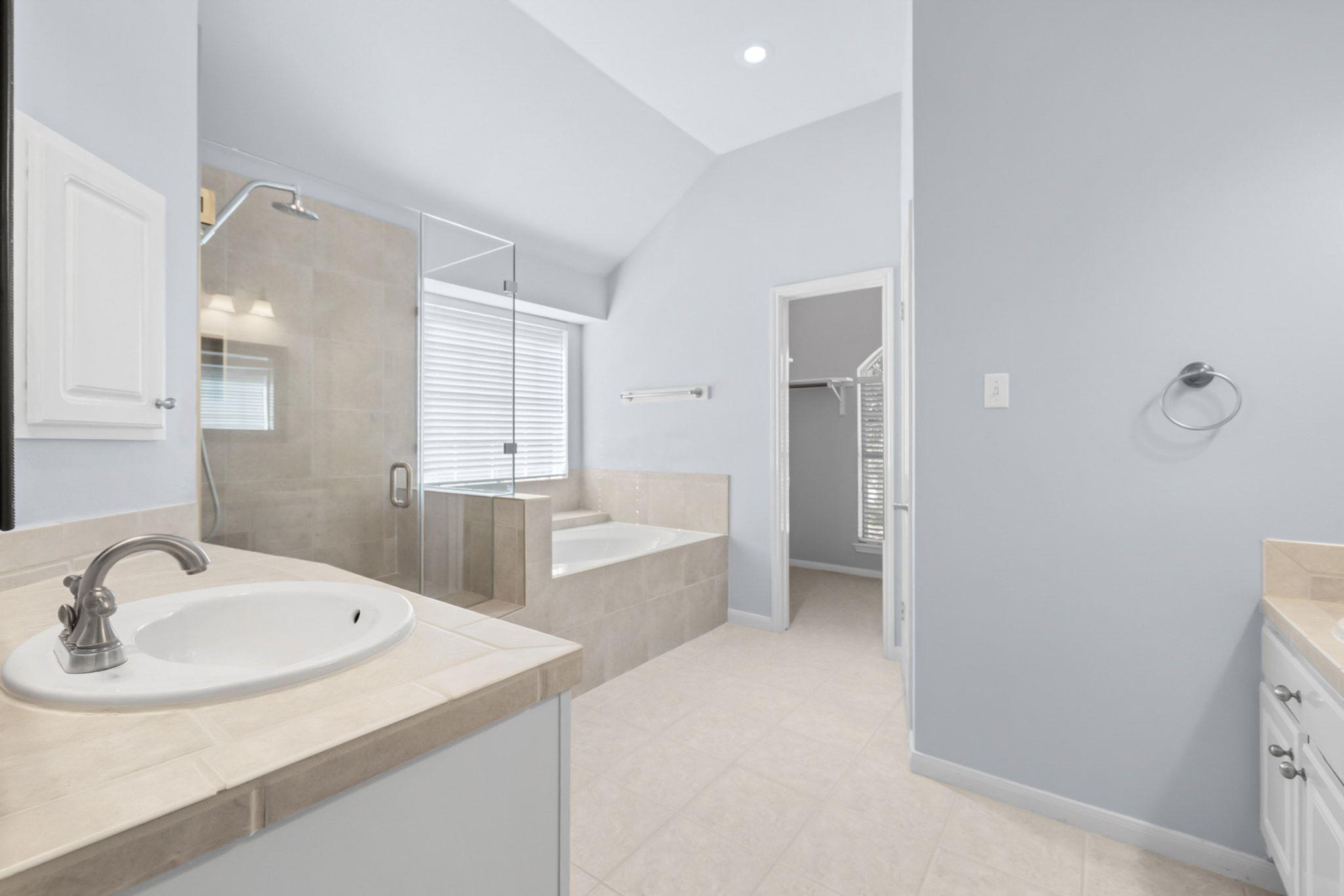 8105 Longdraw Dr, Round Rock, TX 78681