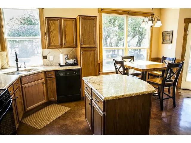 3050 County Road 255, Georgetown, TX 78633