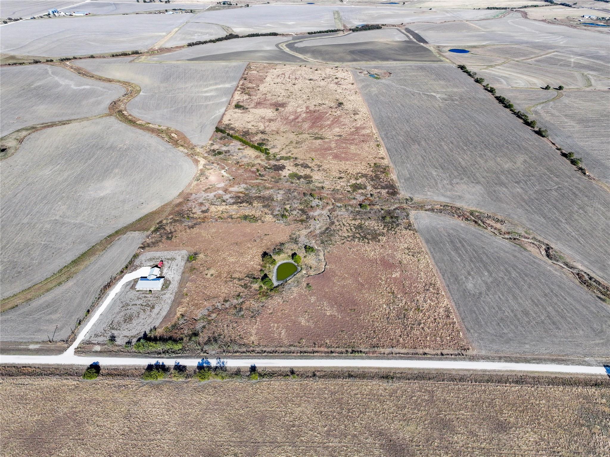 251 CR 347A, Rosebud, TX 76570