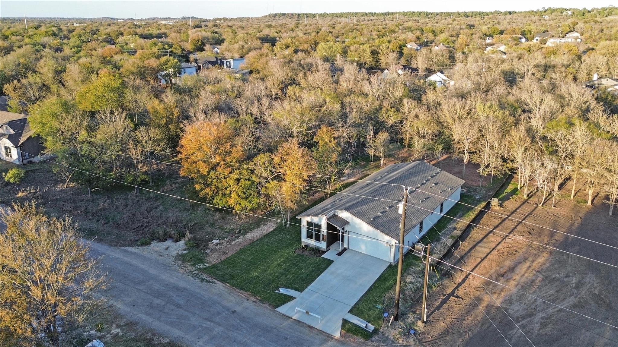 336 Nene Ln, Bastrop, TX 78602