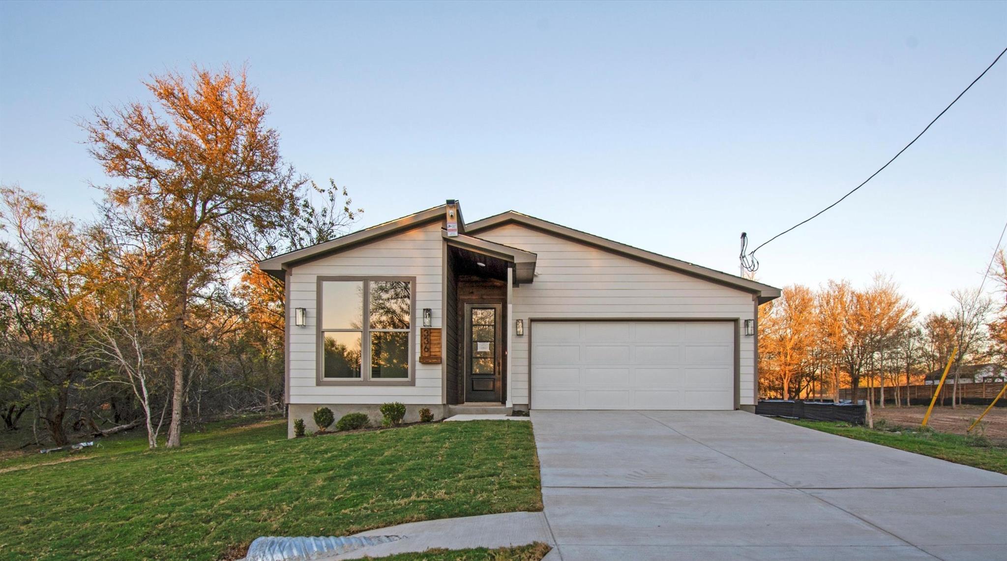 336 Nene Ln, Bastrop, TX 78602