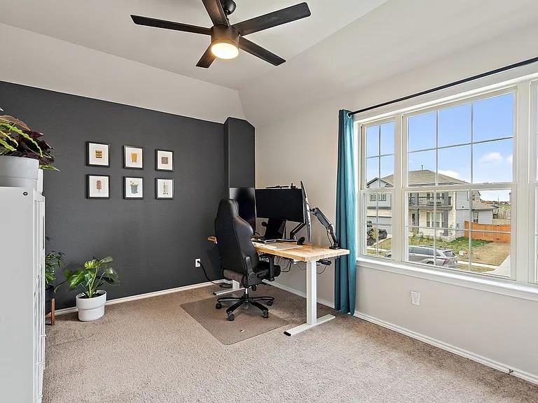 134 Gold Finch Dr, San Marcos, TX 78666