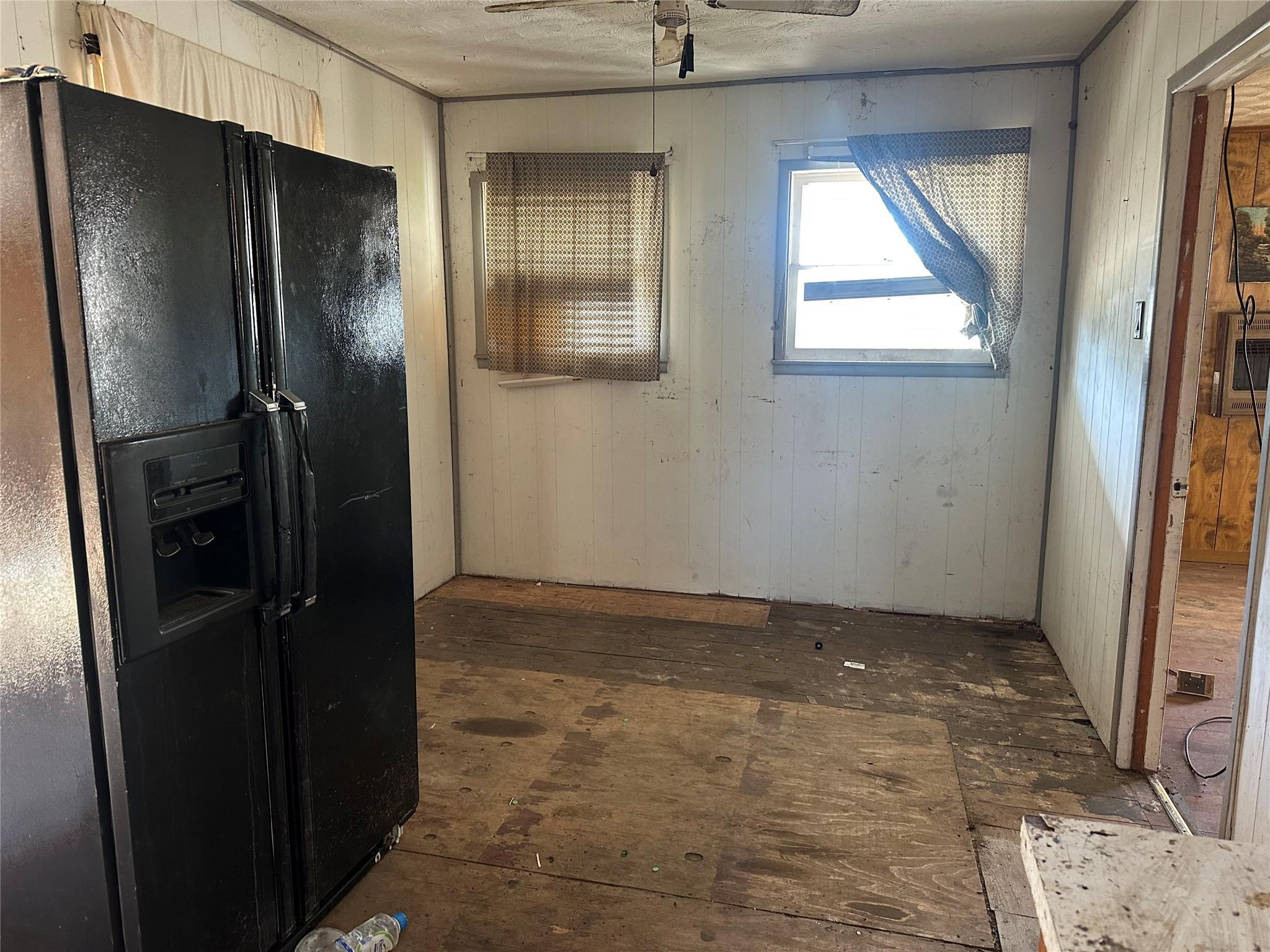 485 Crestview Dr, Rockdale, TX 76567